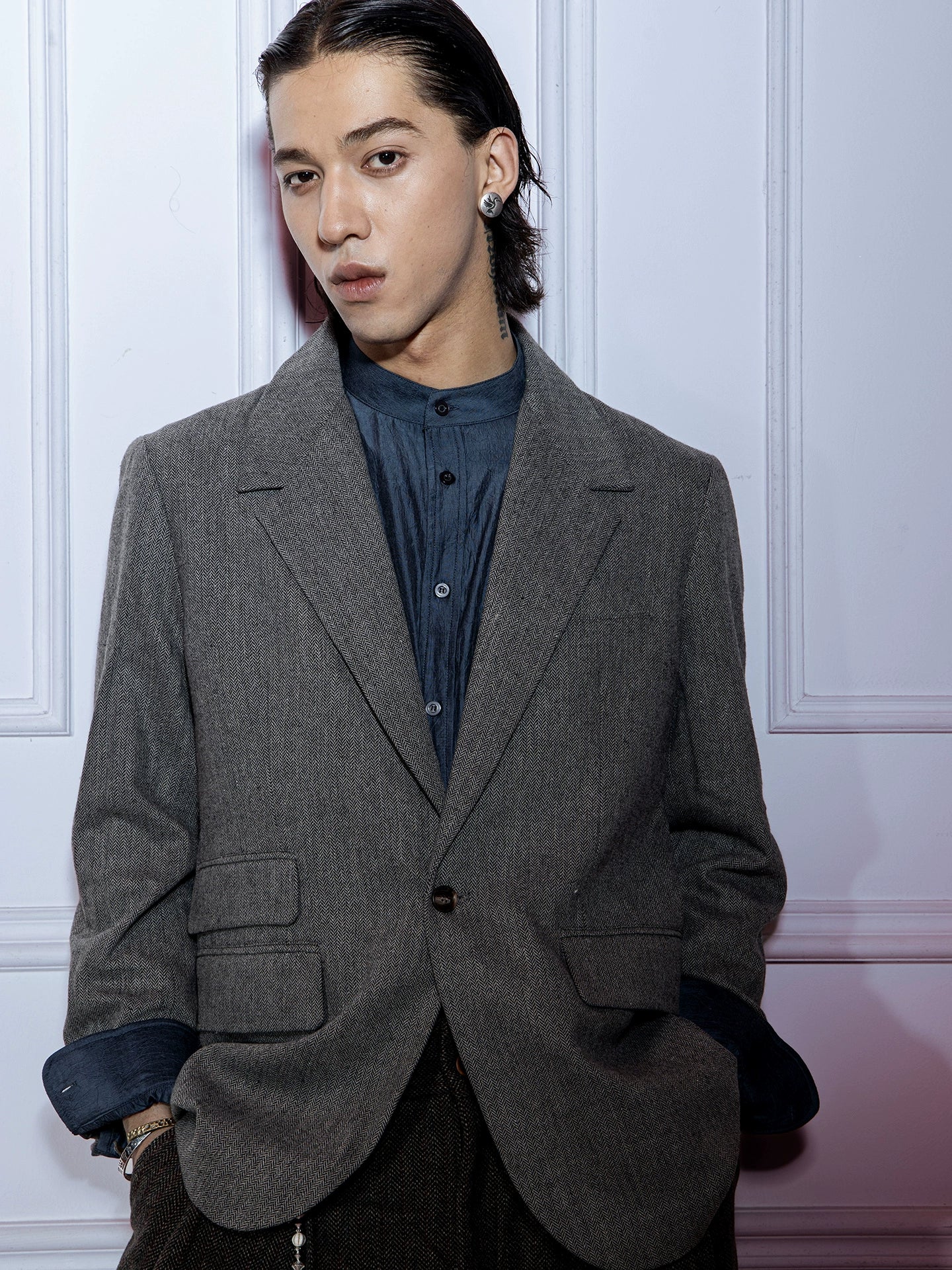 Grey Herringbone Tweed Blazer - Image 3