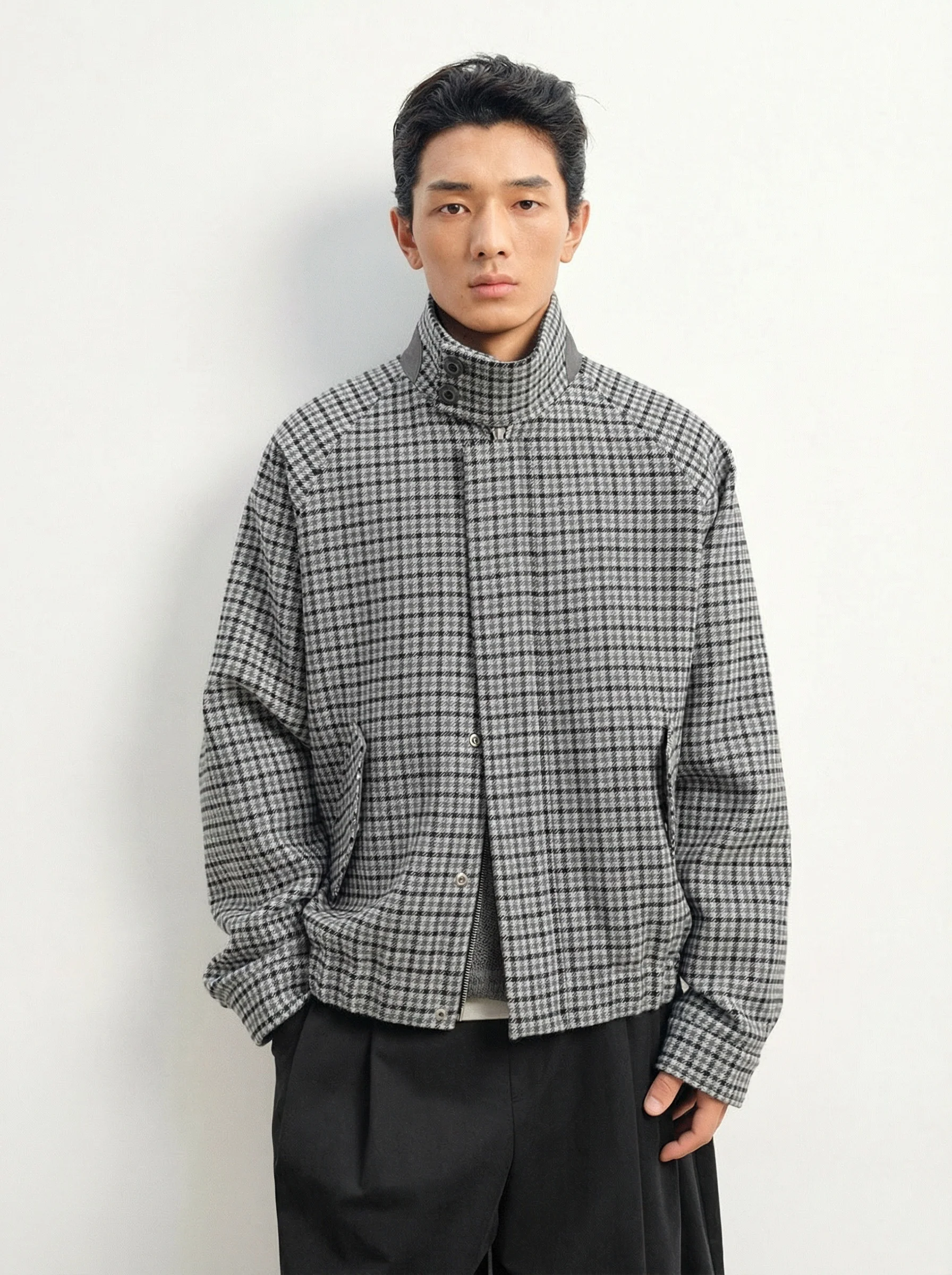 Grey Houndstooth Stand-Collar Tweed Jacket - Image 2