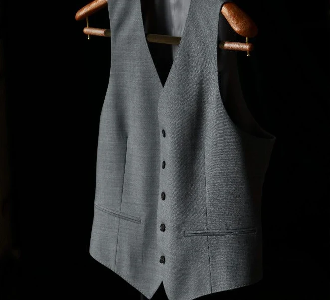 Grey Vest - Image 5