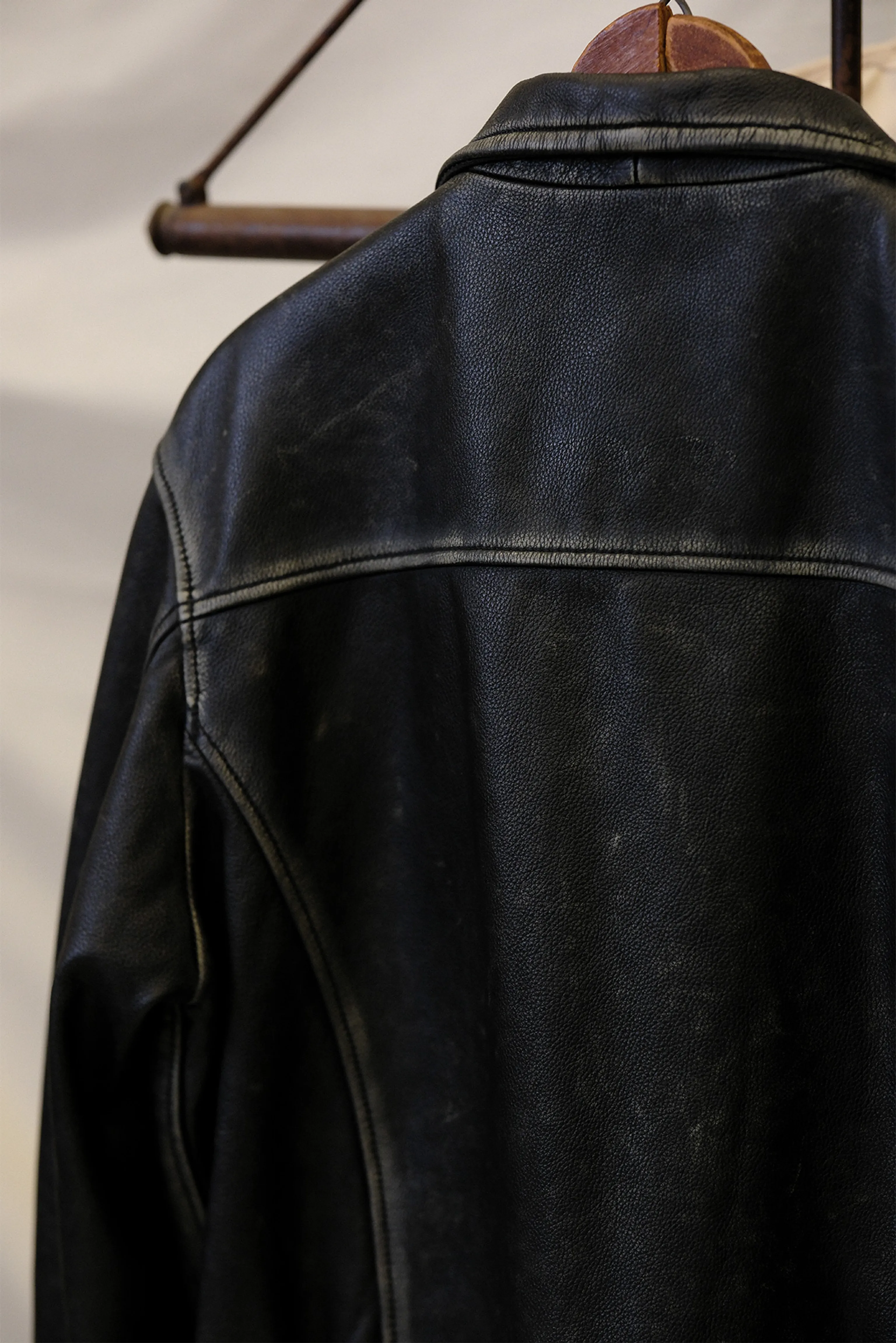 Hand-Rubbed Top-Grain Leather Zip Jacket - Image 4