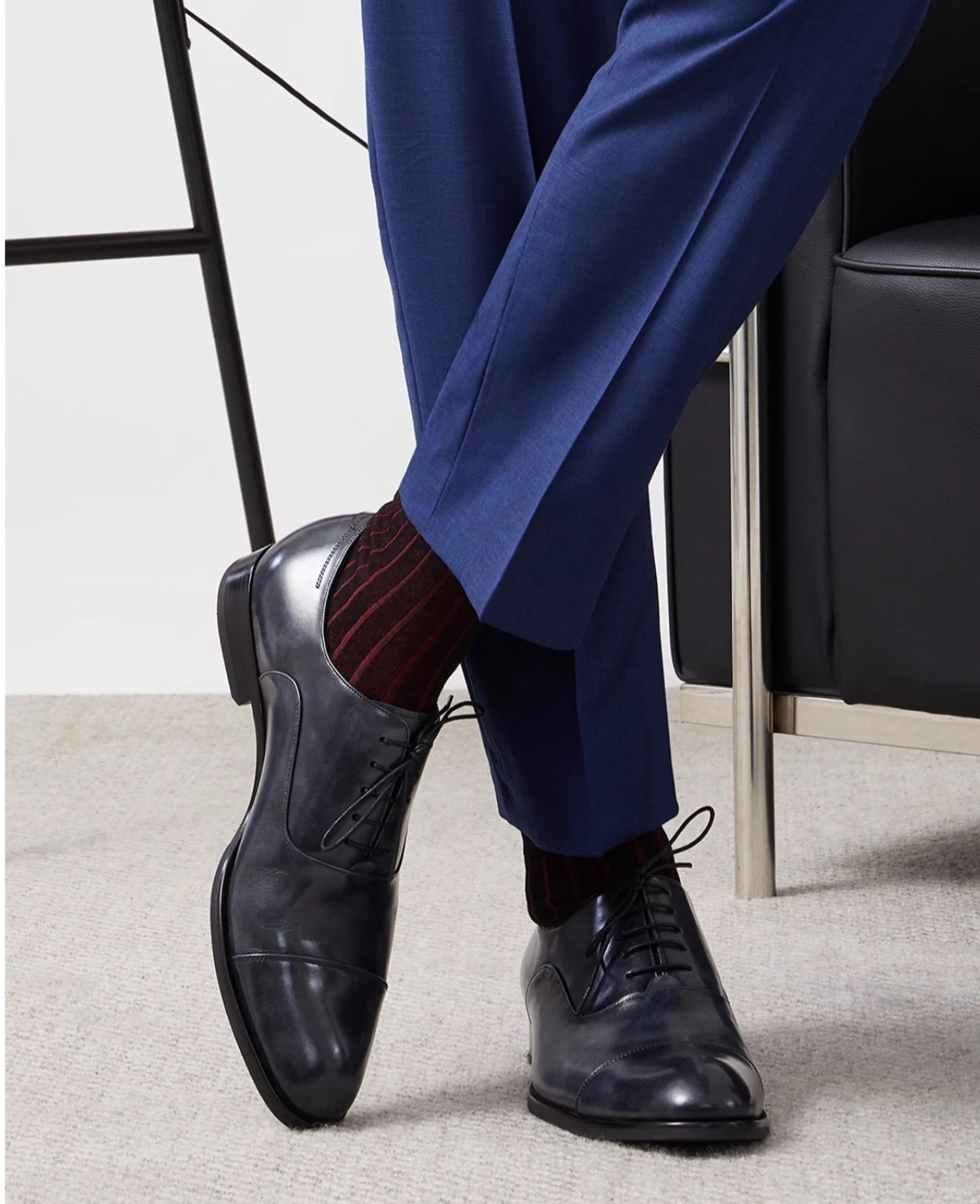 Handcrafted Brown Leather Oxford Shoes - Image 5