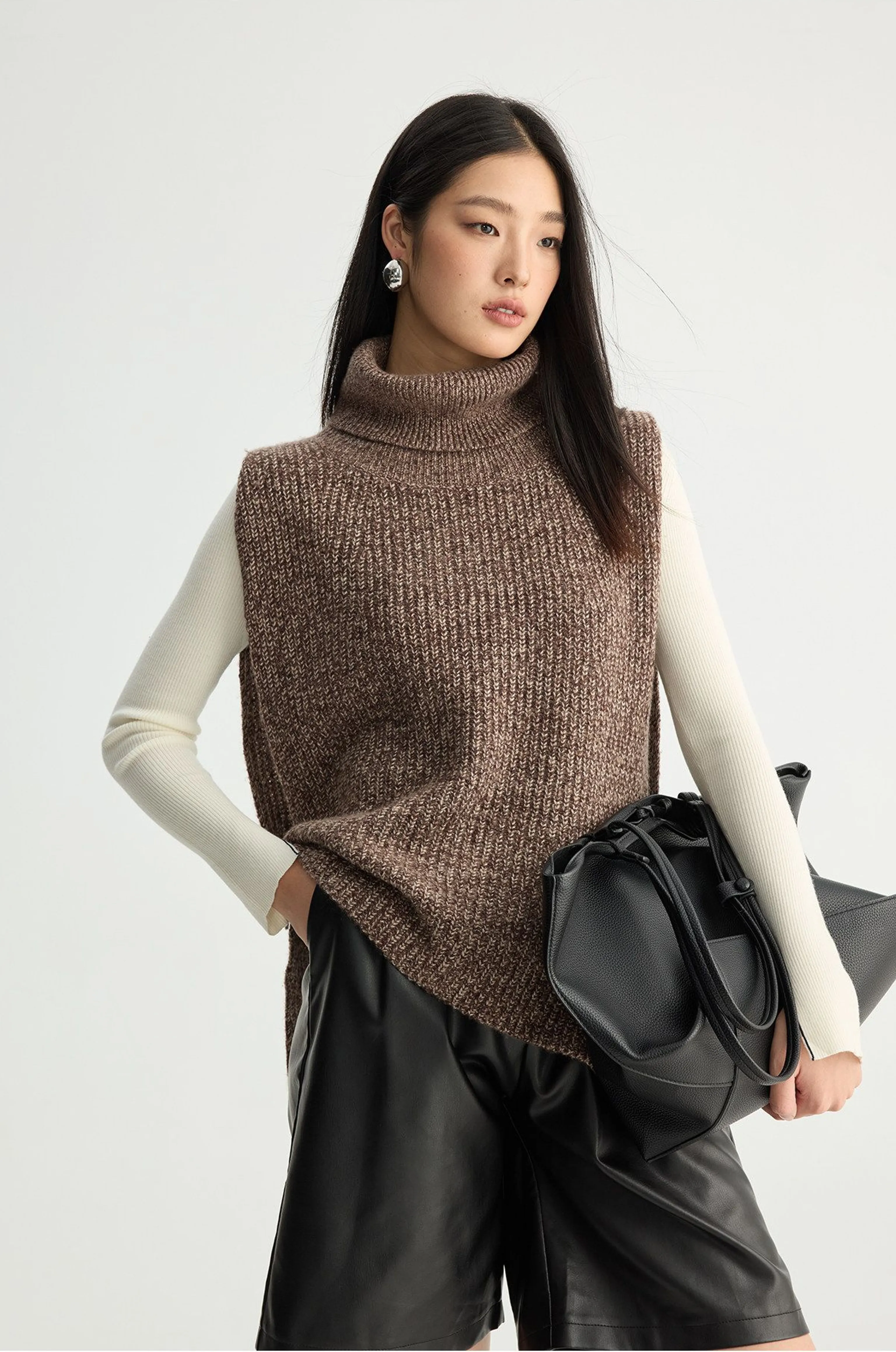 Heathered Turtleneck Knit Vest - Image 5