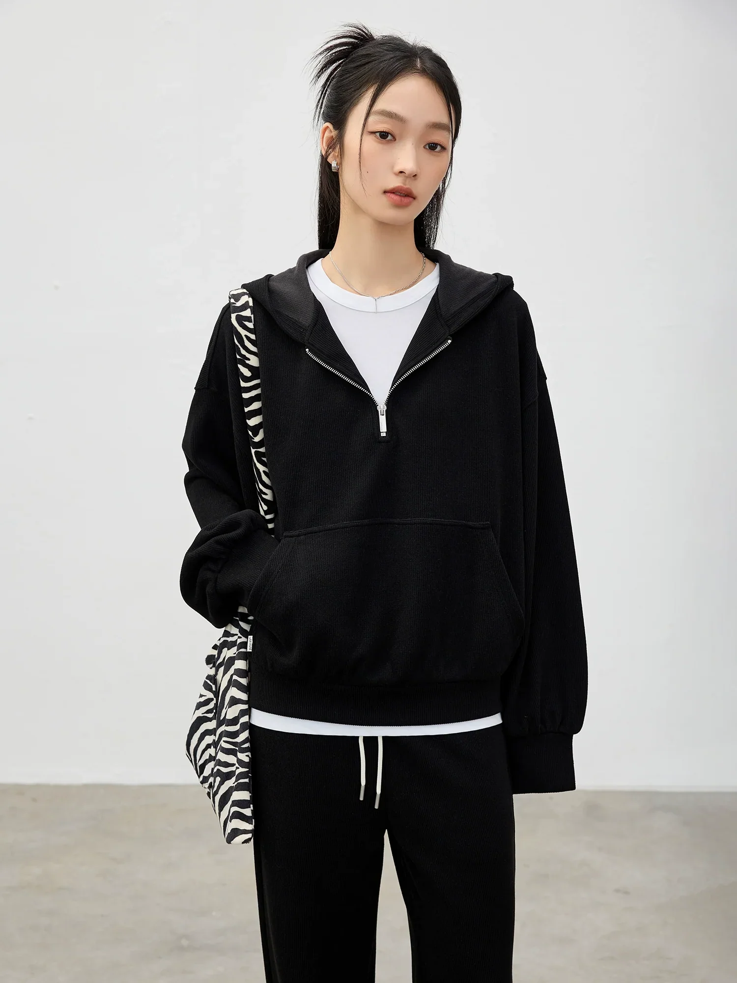 Heavy Velvet Zip Hoodie & Lounge Pants Set - Image 3