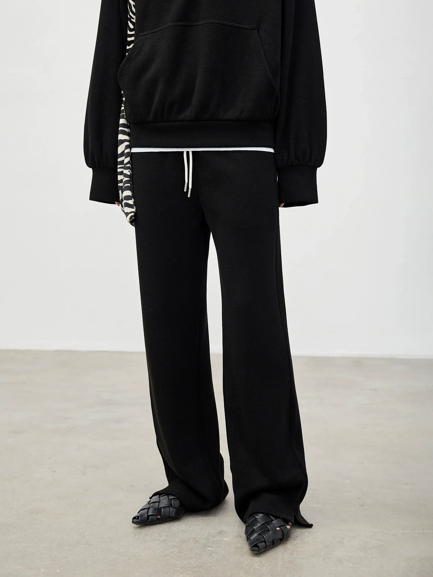 Heavy Velvet Zip Hoodie & Lounge Pants Set - Image 4