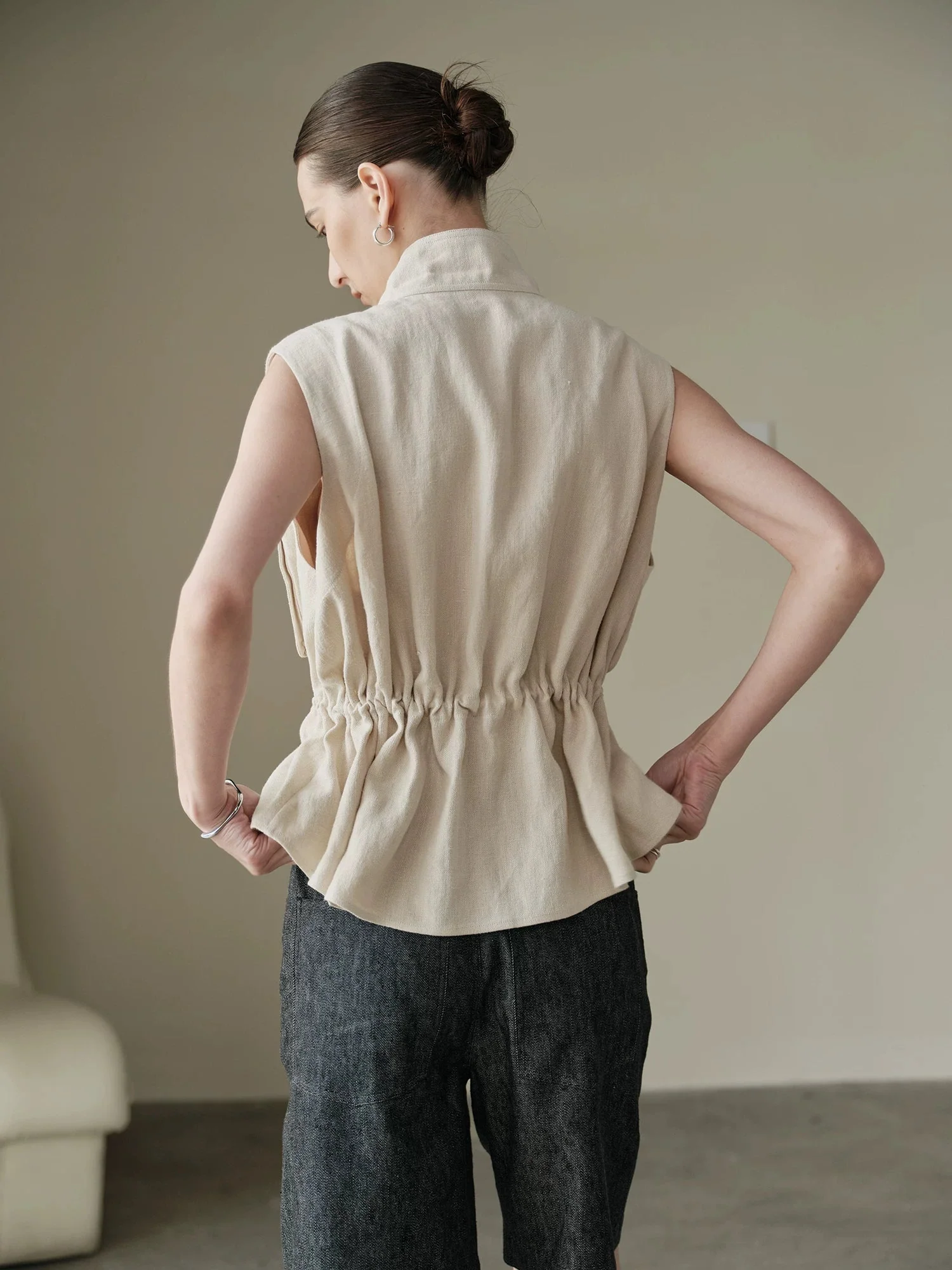 Hemp Drawstring Utility Vest - Image 4