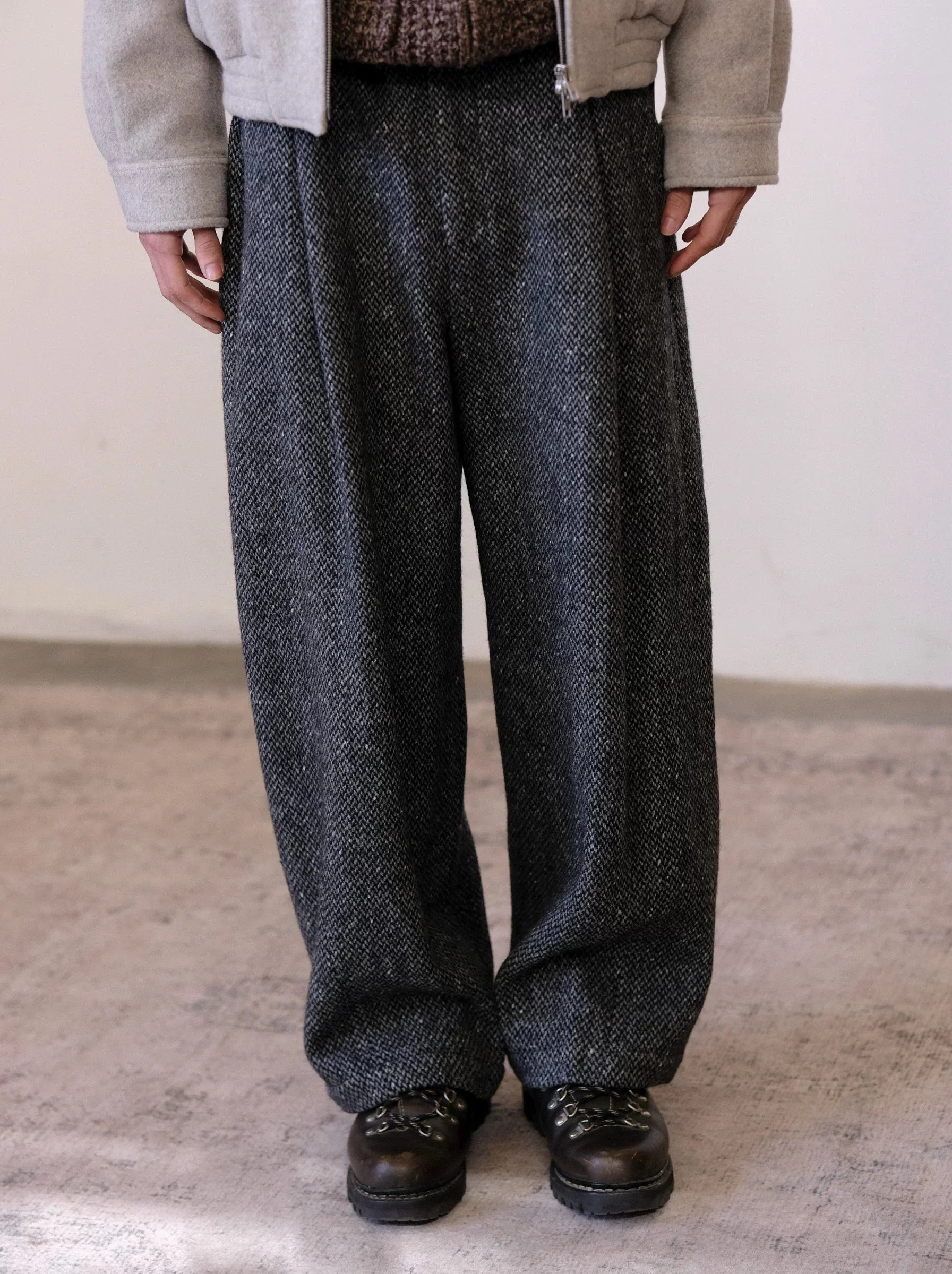 Herringbone Barrel Trousers