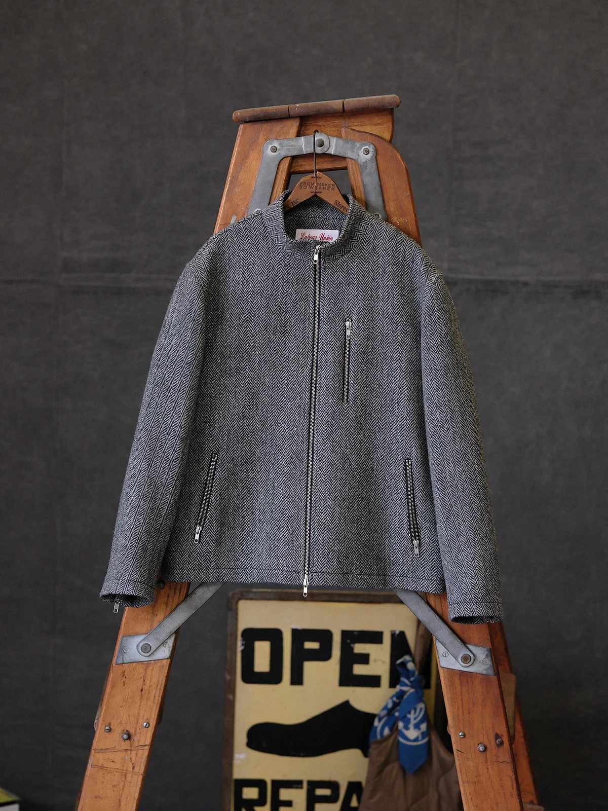 Herringbone Zip-Up Wool Jacket - Image 5