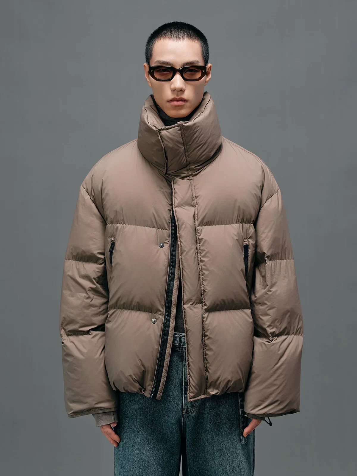 High Neck Wide-Quilt Down Jacket - Image 5