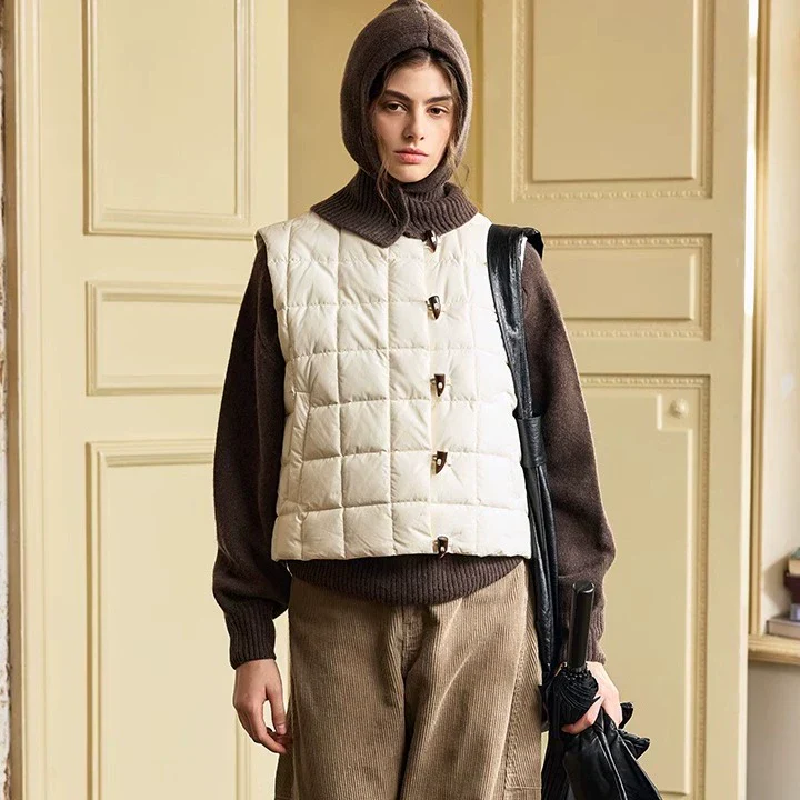 High-Neck Wool Sweater - Image 8