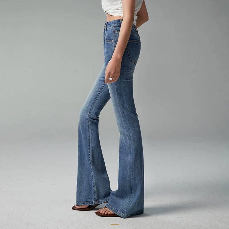 High-Rise Flare Jeans - Image 4