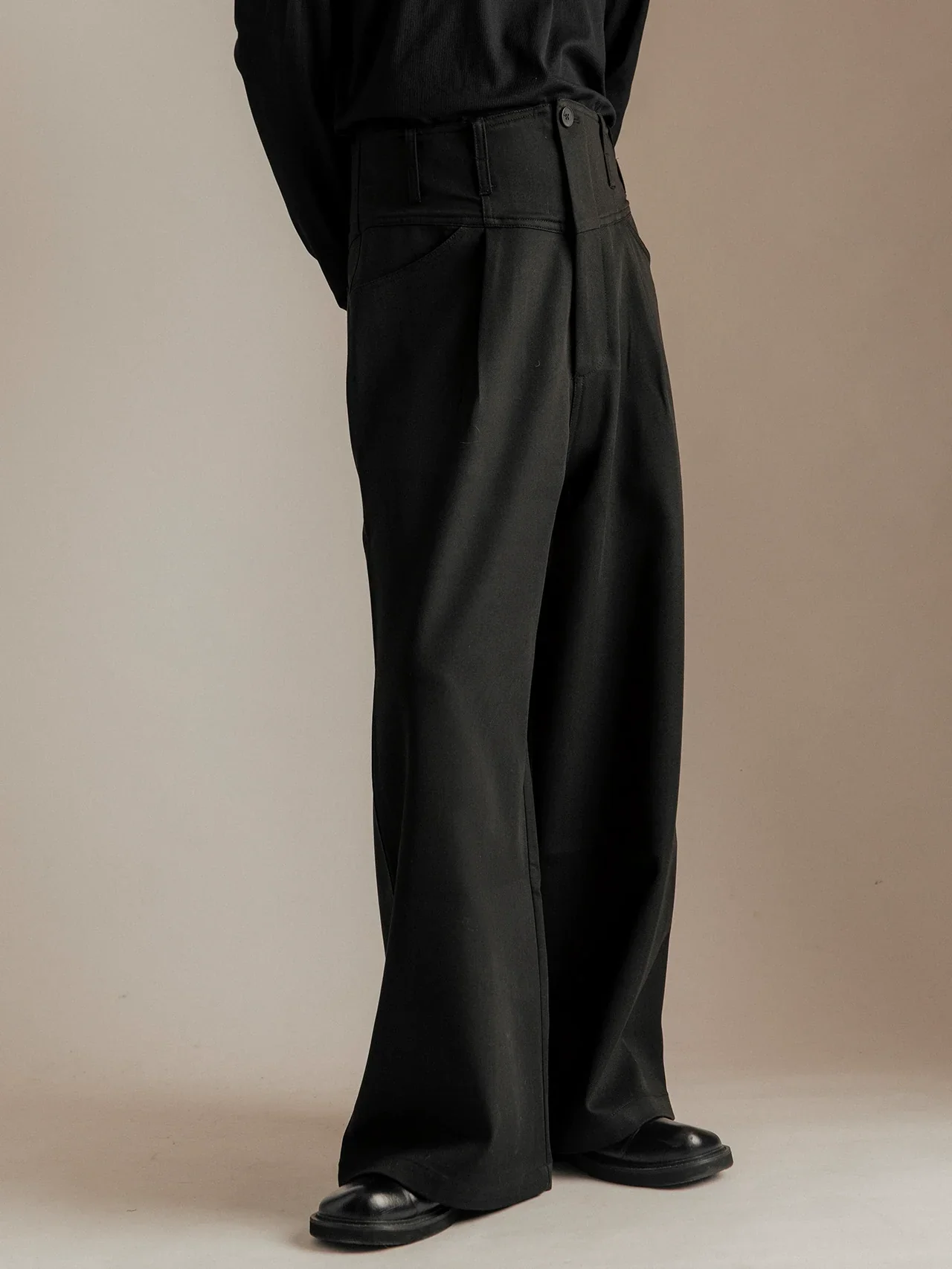 High-Rise Wide-Leg Trousers - Image 4