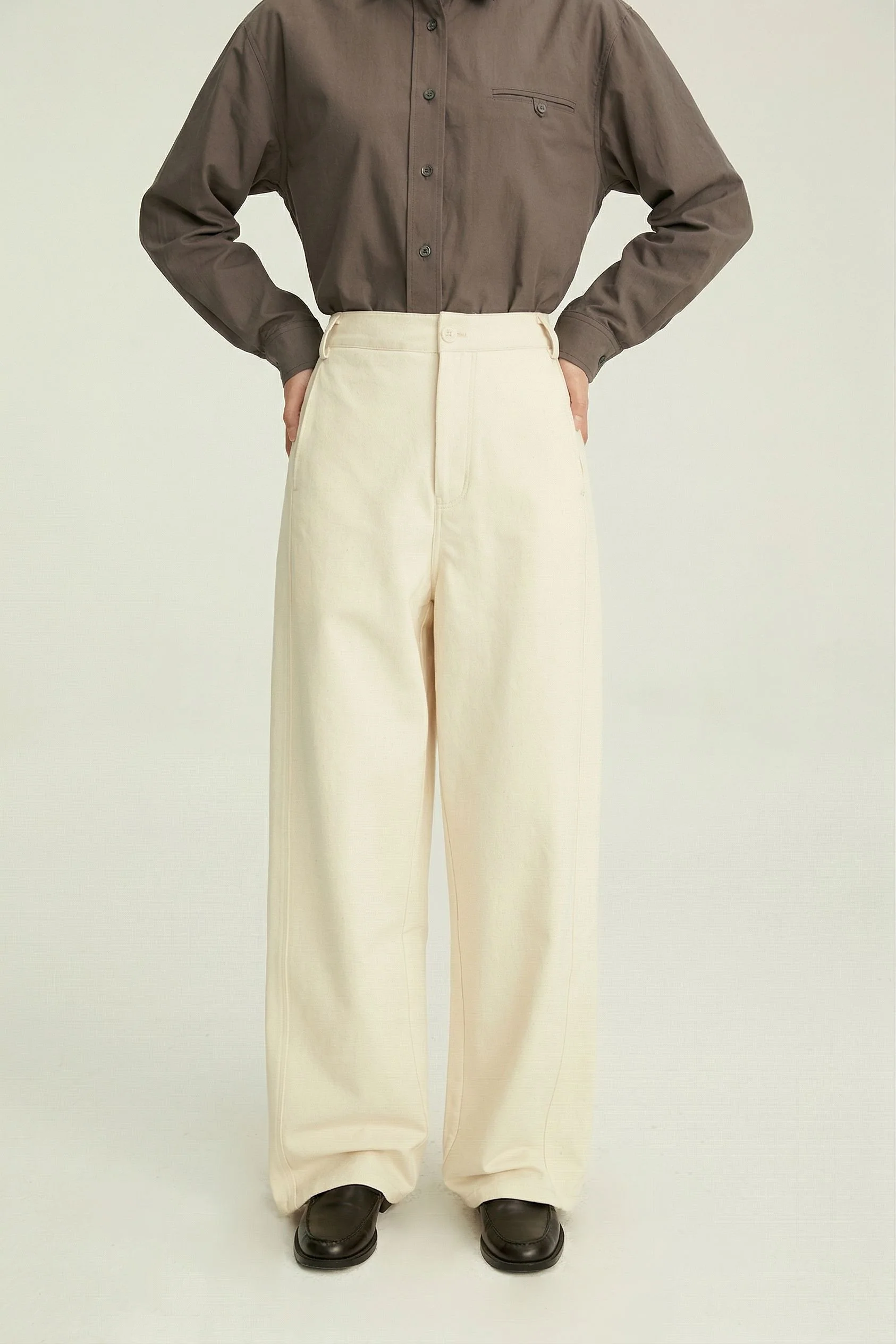 High-Rise Wide Trousers - Image 2