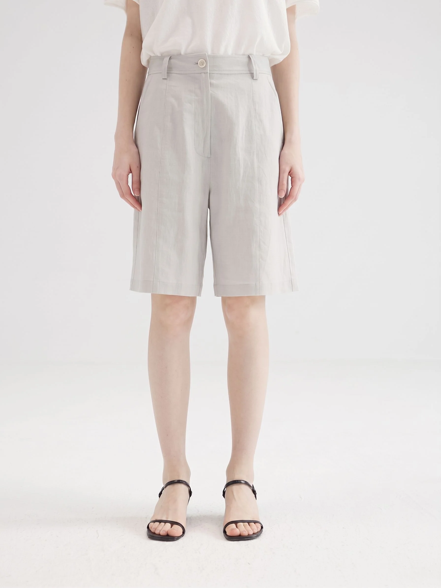 High-Waist Bermuda Shorts - Image 7