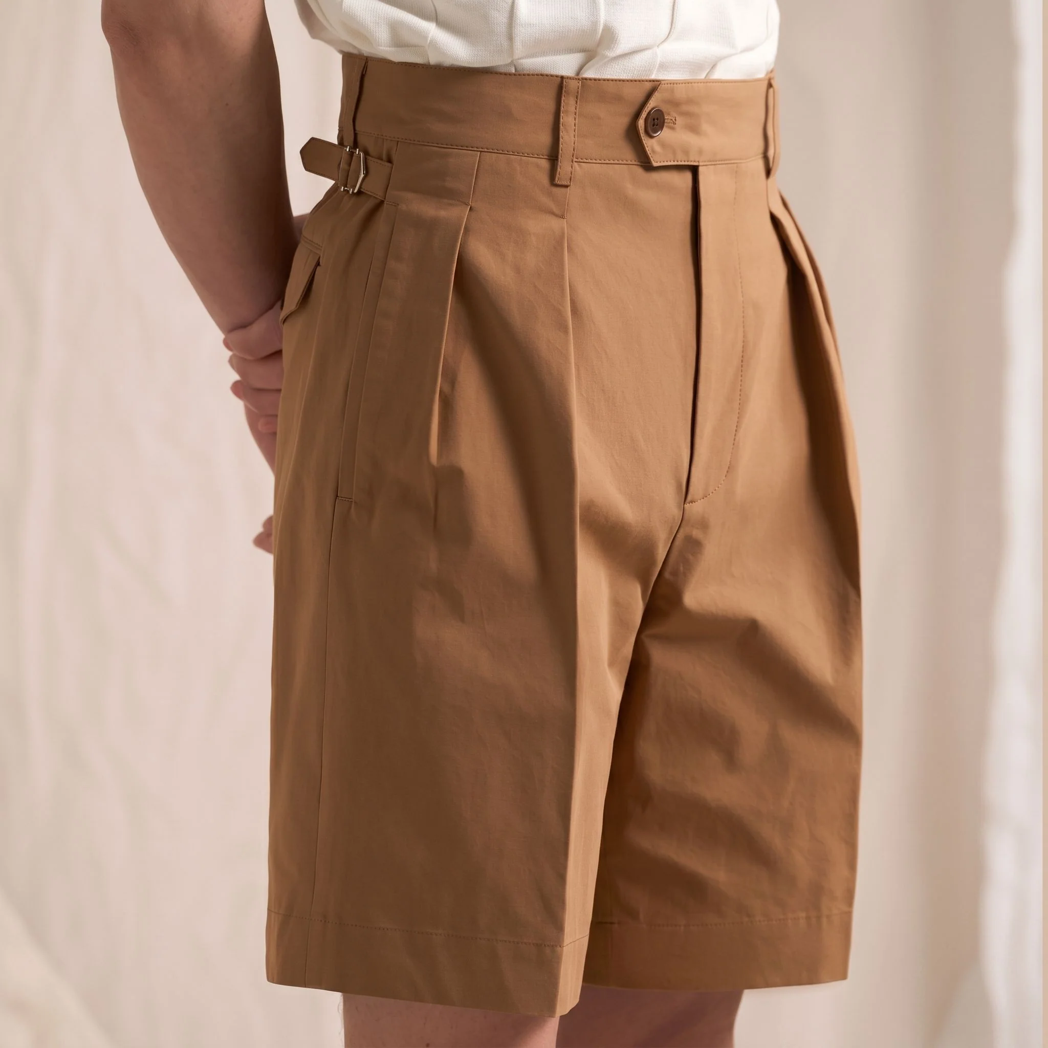 High-Waist Pleated Shorts - Image 7