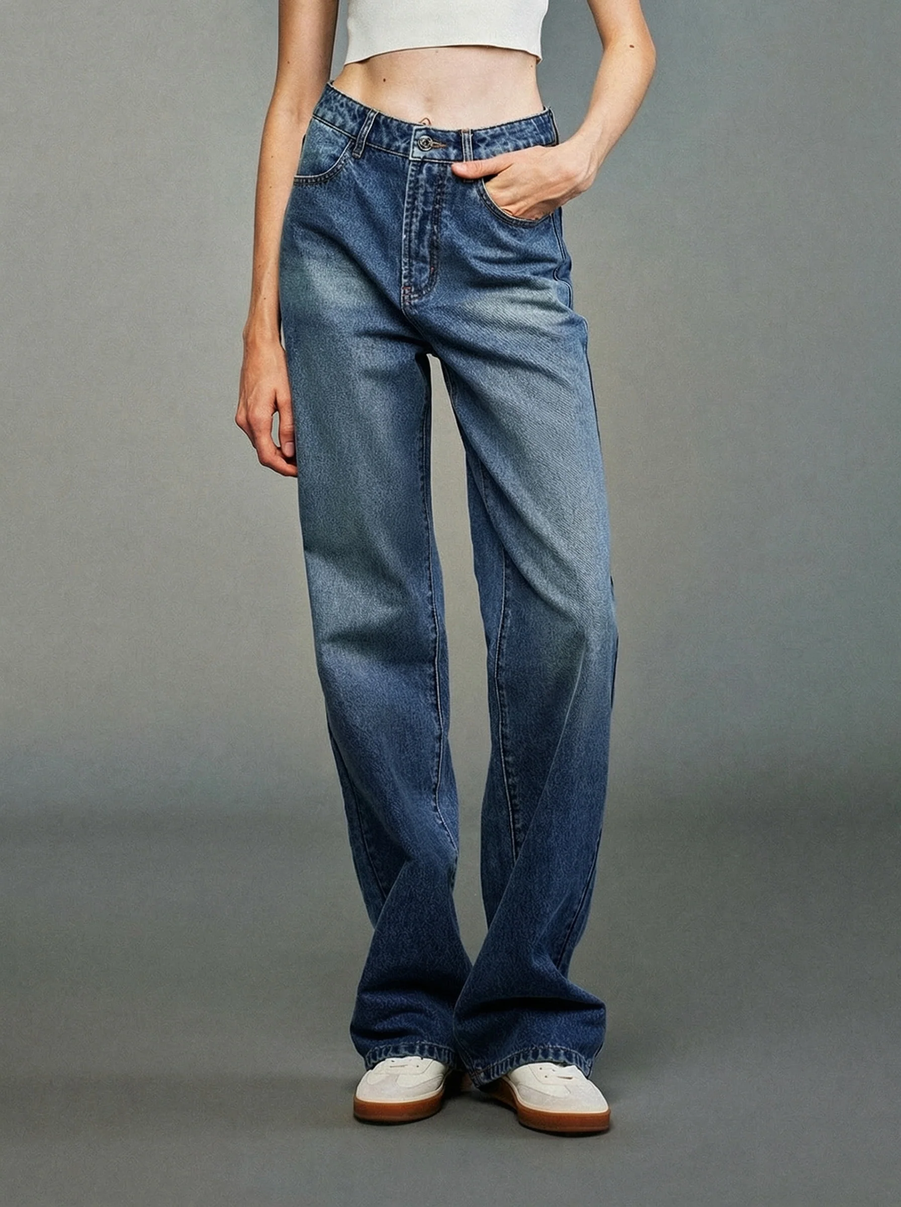 High-Waist Straight Jeans - Image 4