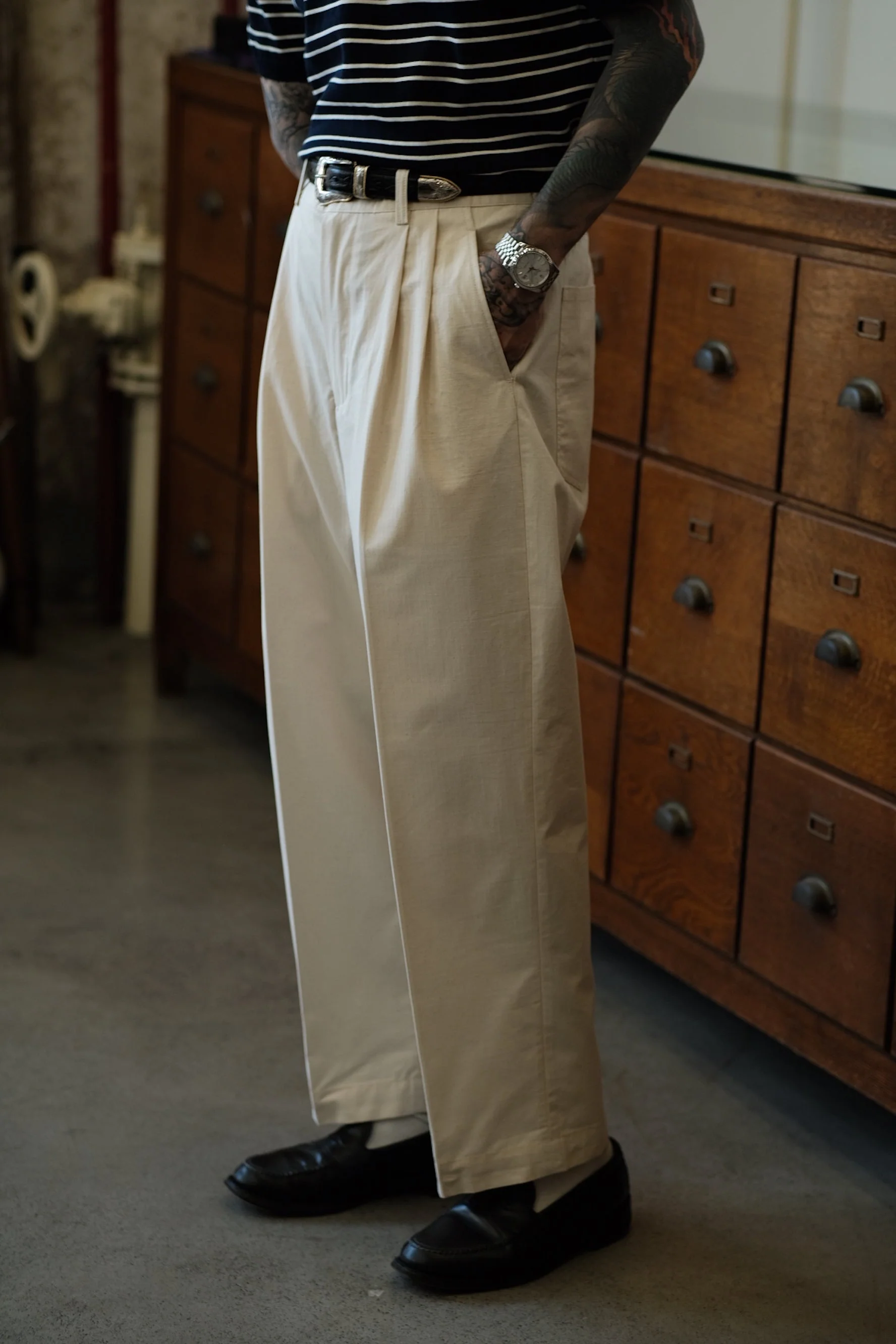 High Waist Wide-Leg Trousers - Image 3
