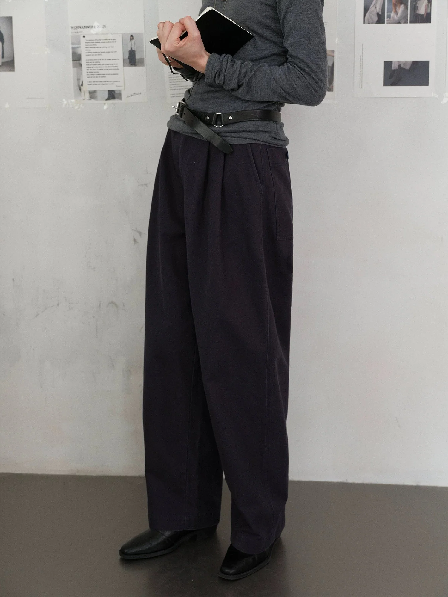 High-Waisted Pleated Cotton Wide-Leg Trousers - Image 5