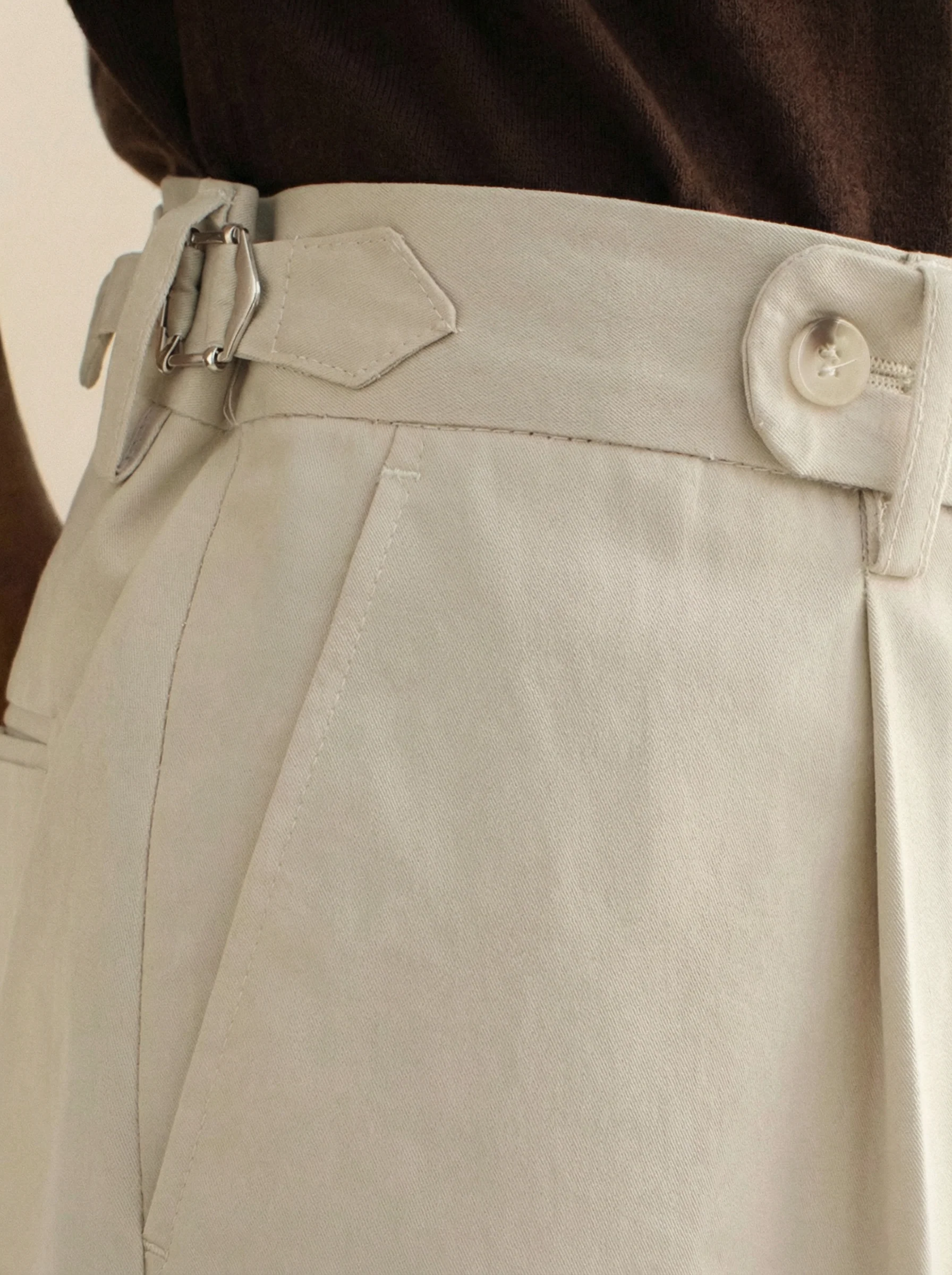 High-Waisted Pleated Trousers - Image 7