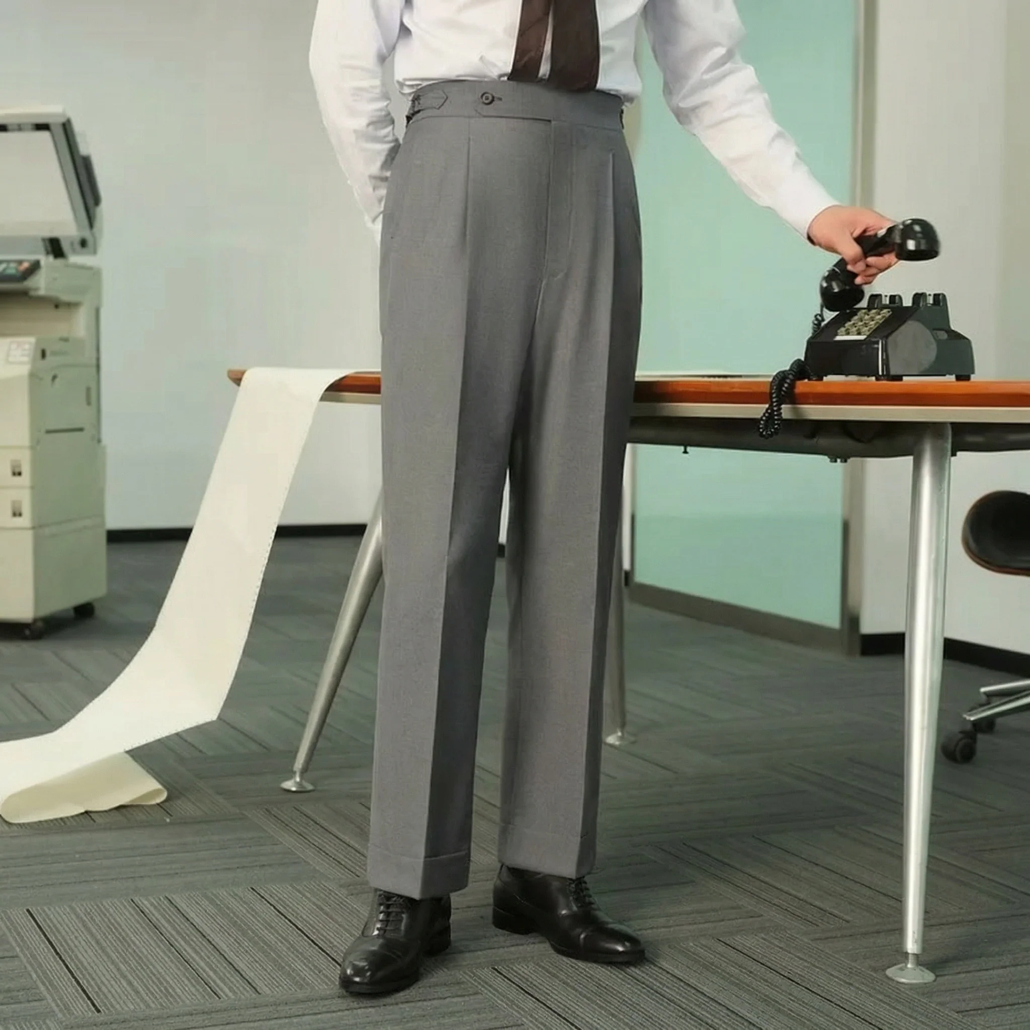 High-Waisted Pleated Trousers - Image 3