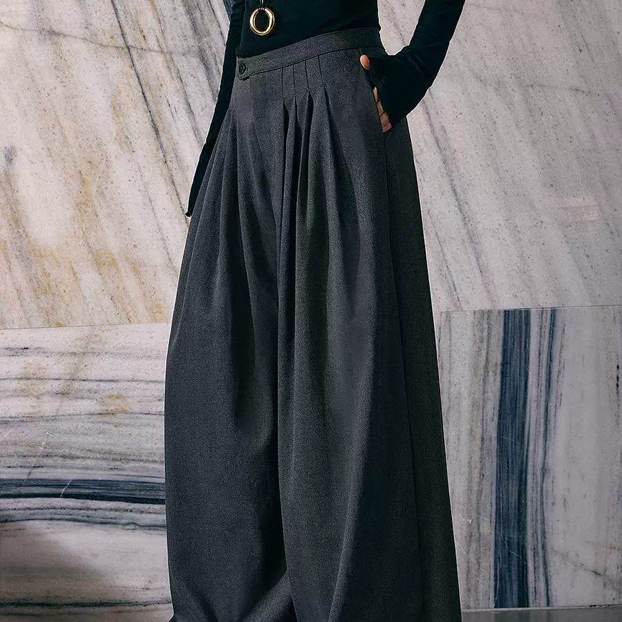 High-Waisted Pleated Wide-Leg Trousers - Image 3