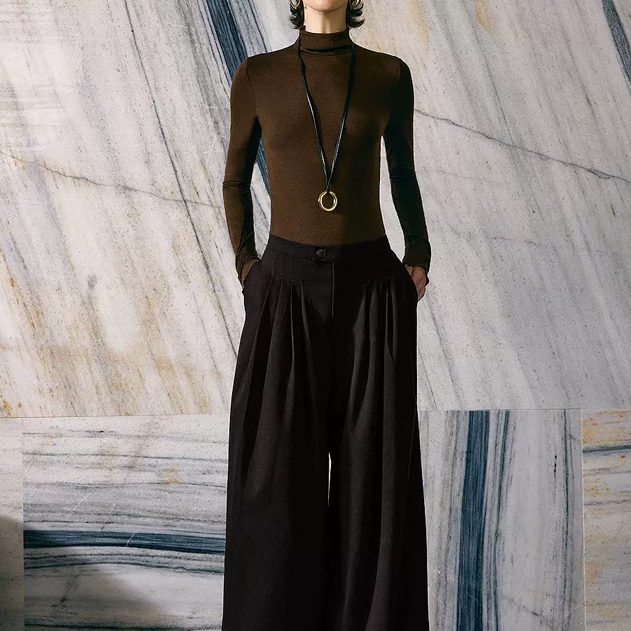 High-Waisted Pleated Wide-Leg Trousers - Image 4