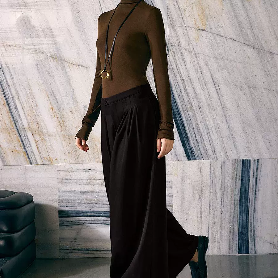 High-Waisted Pleated Wide-Leg Trousers - Image 5