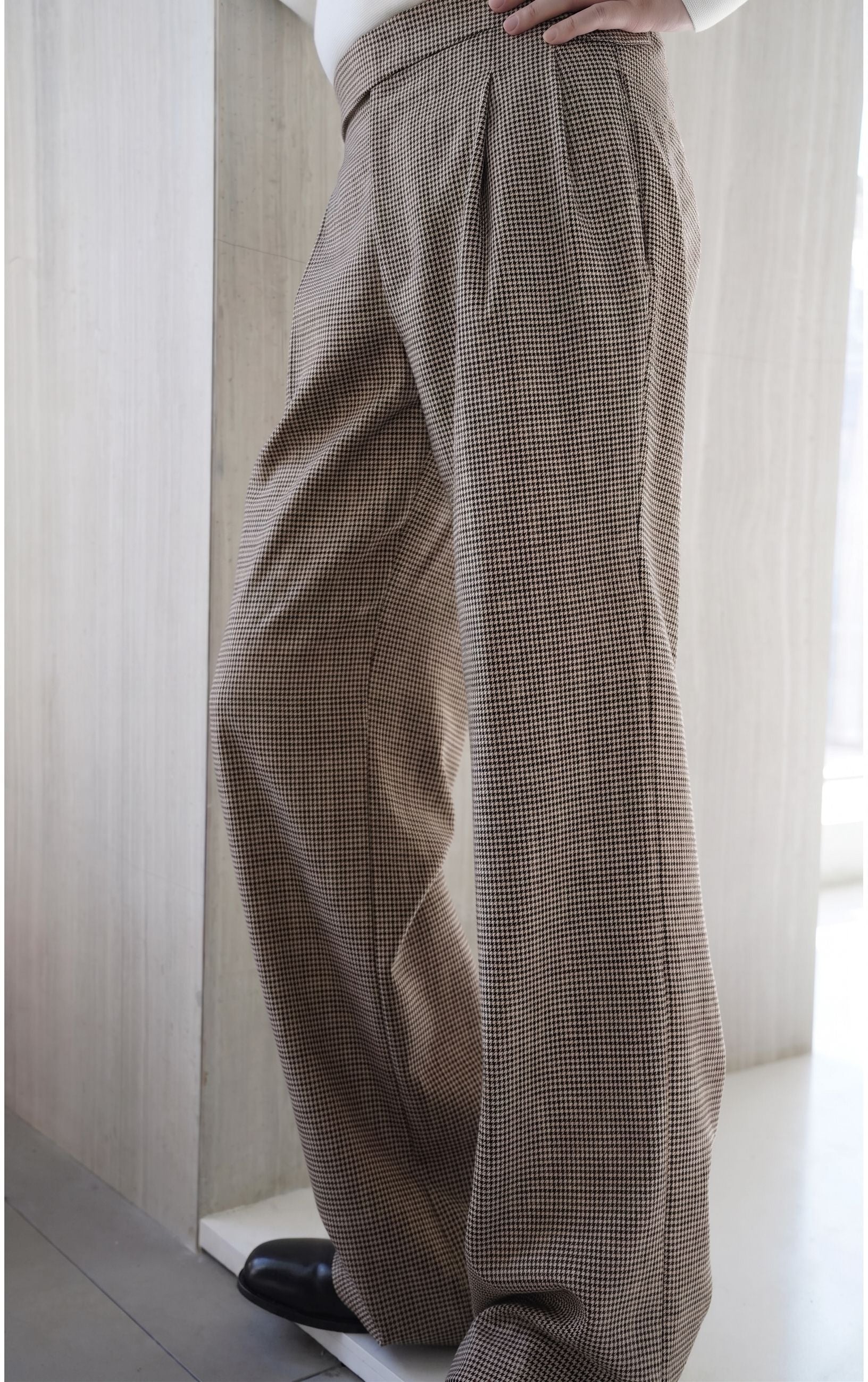 Houndstooth Pleated Trousers - Image 3