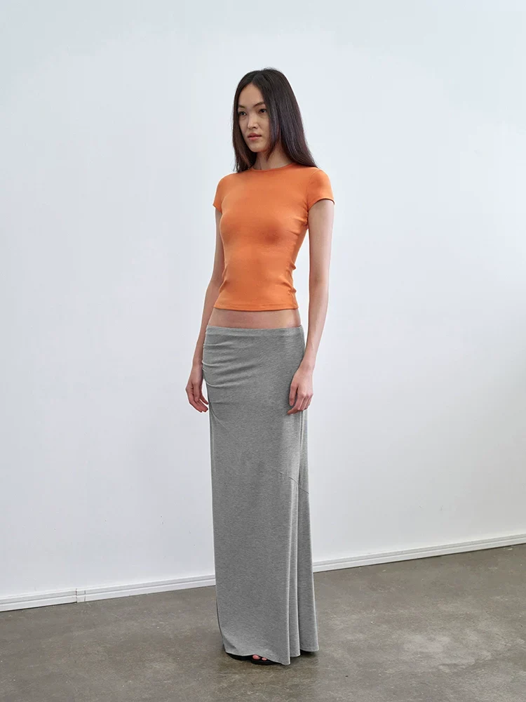 Hourglass Basic Crew Neck Tee