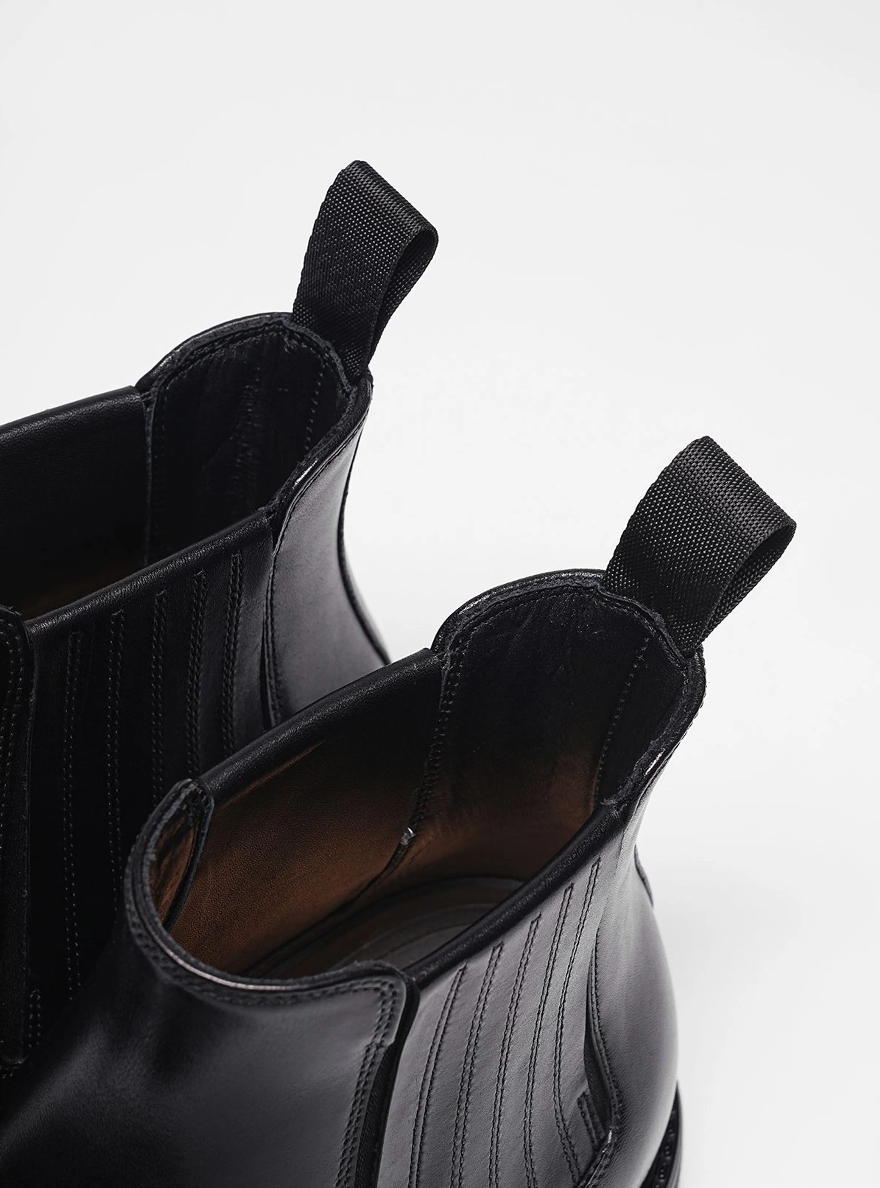 Italian Leather Lug Sole Chelsea Boot - Image 5