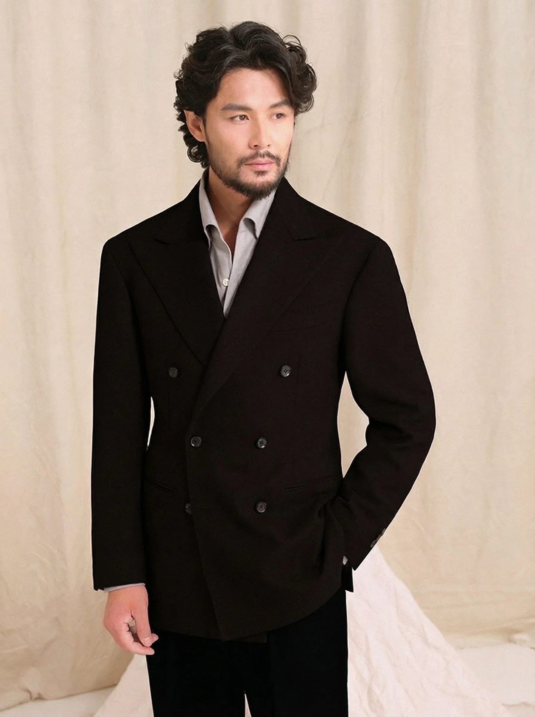 Ivory Double-Breasted Suit - Image 3