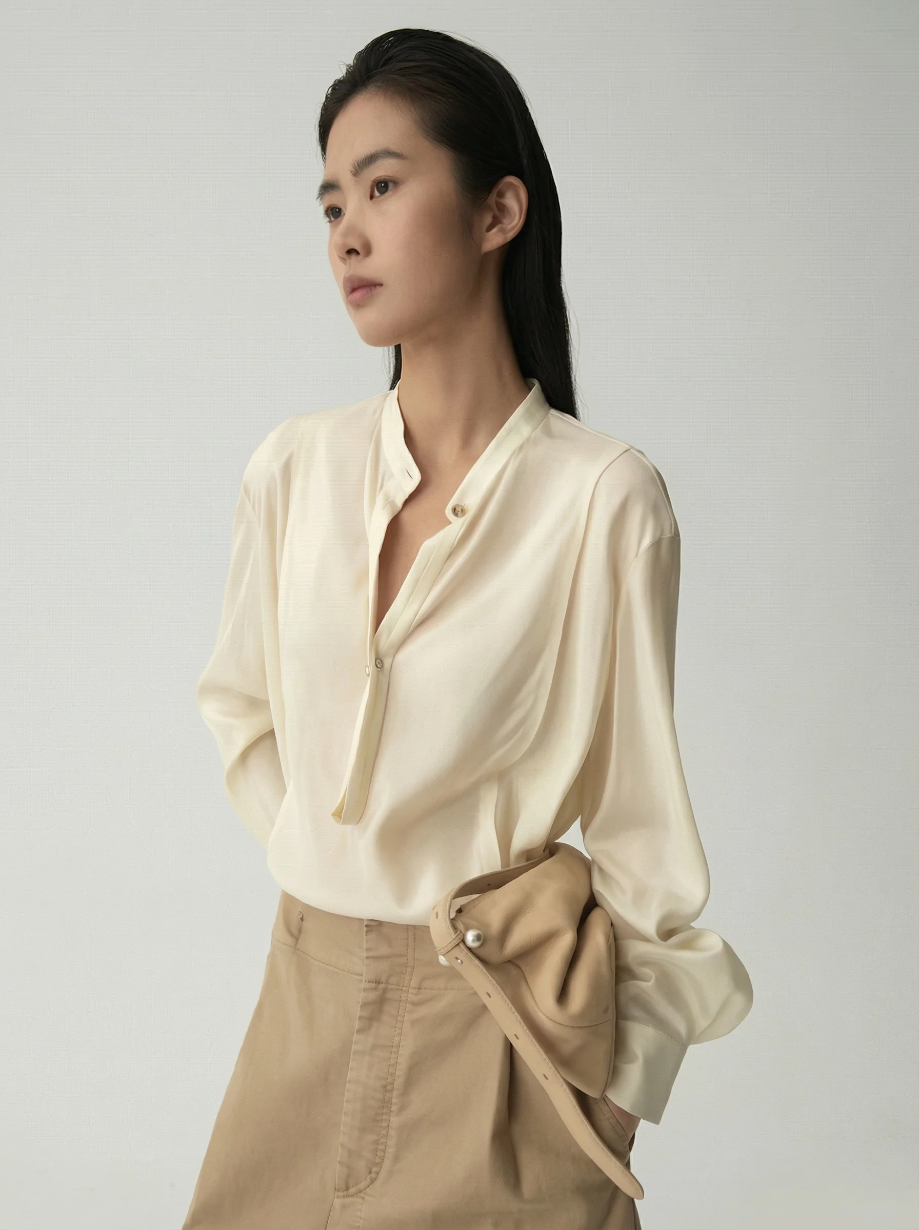 Ivory Mulberry Silk Band-Collar Blouse - Image 4
