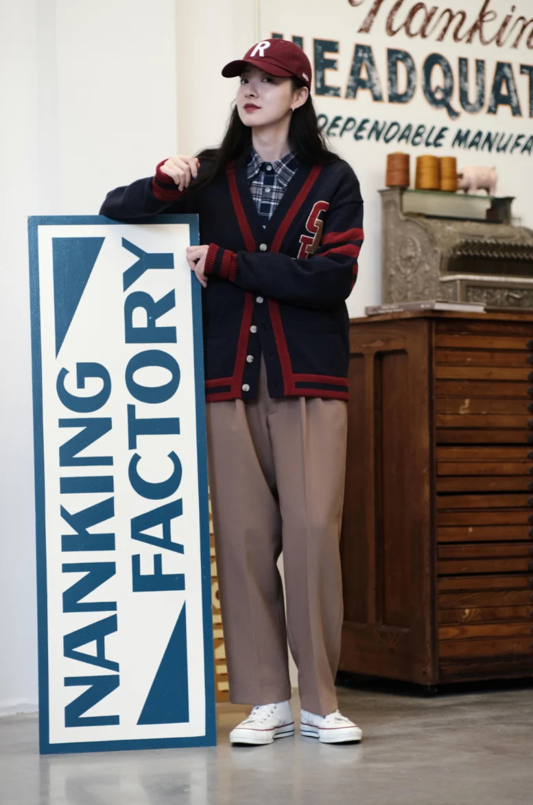 Ivy Wool Cardigan - Image 2