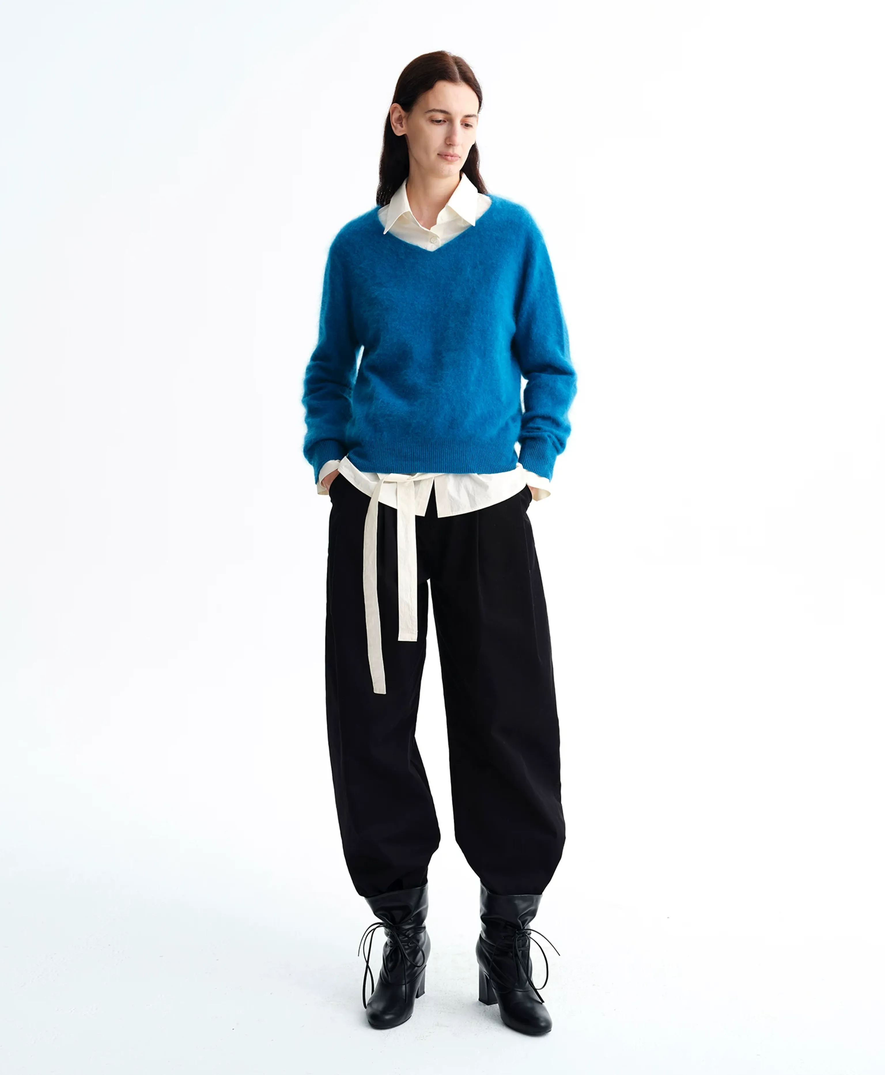 Klein Blue V‑Neck Cashmere‑Blend Sweater - Image 5