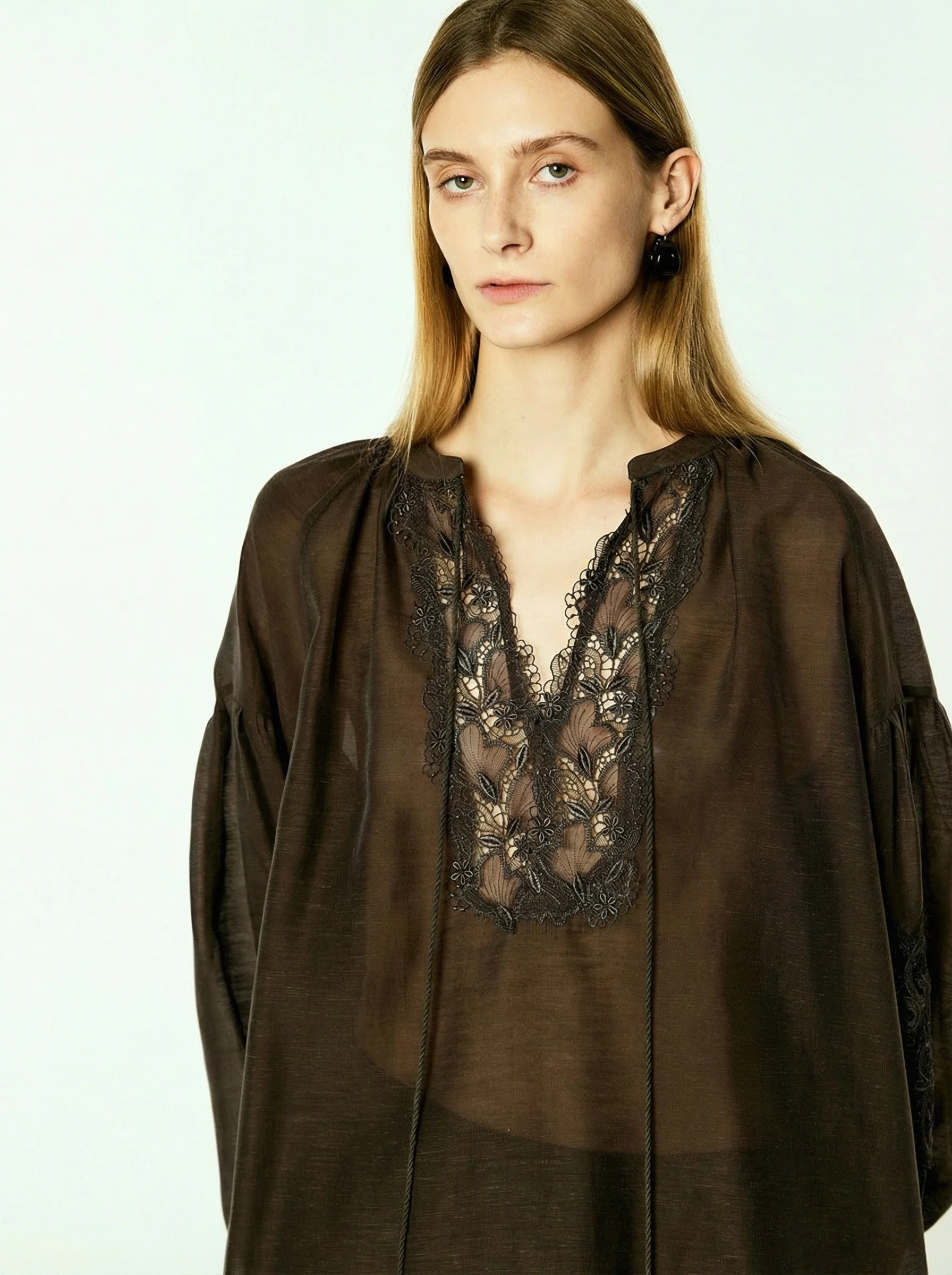 Lace Hem Shorts - Image 5