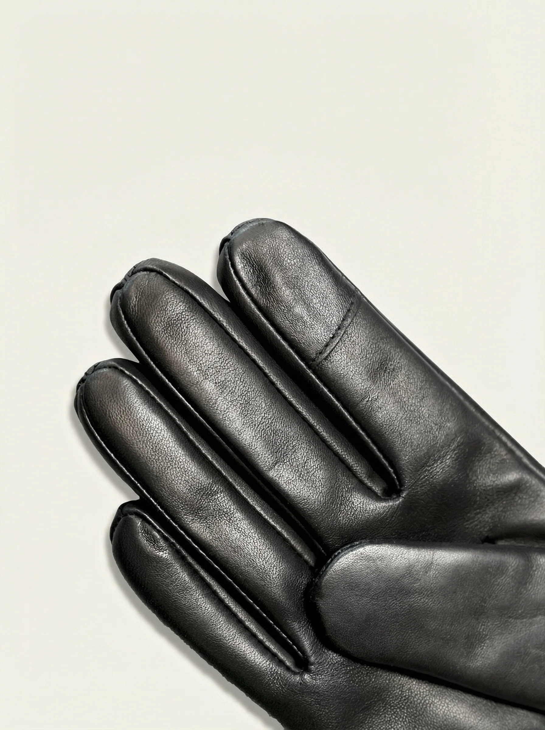 Lambskin Lanyard Touchscreen Gloves