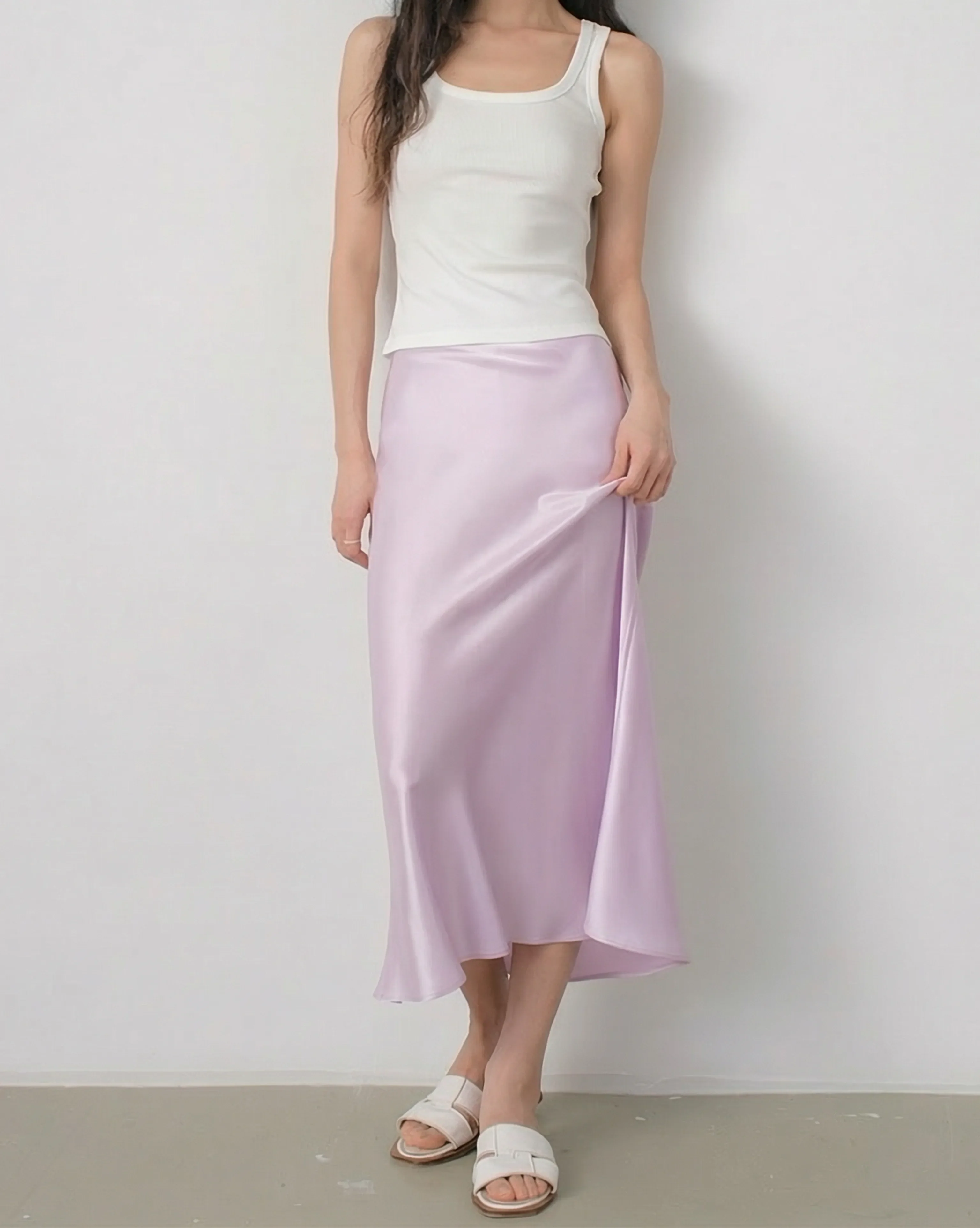 Lavender Satin Fishtail Midi Skirt - Image 3