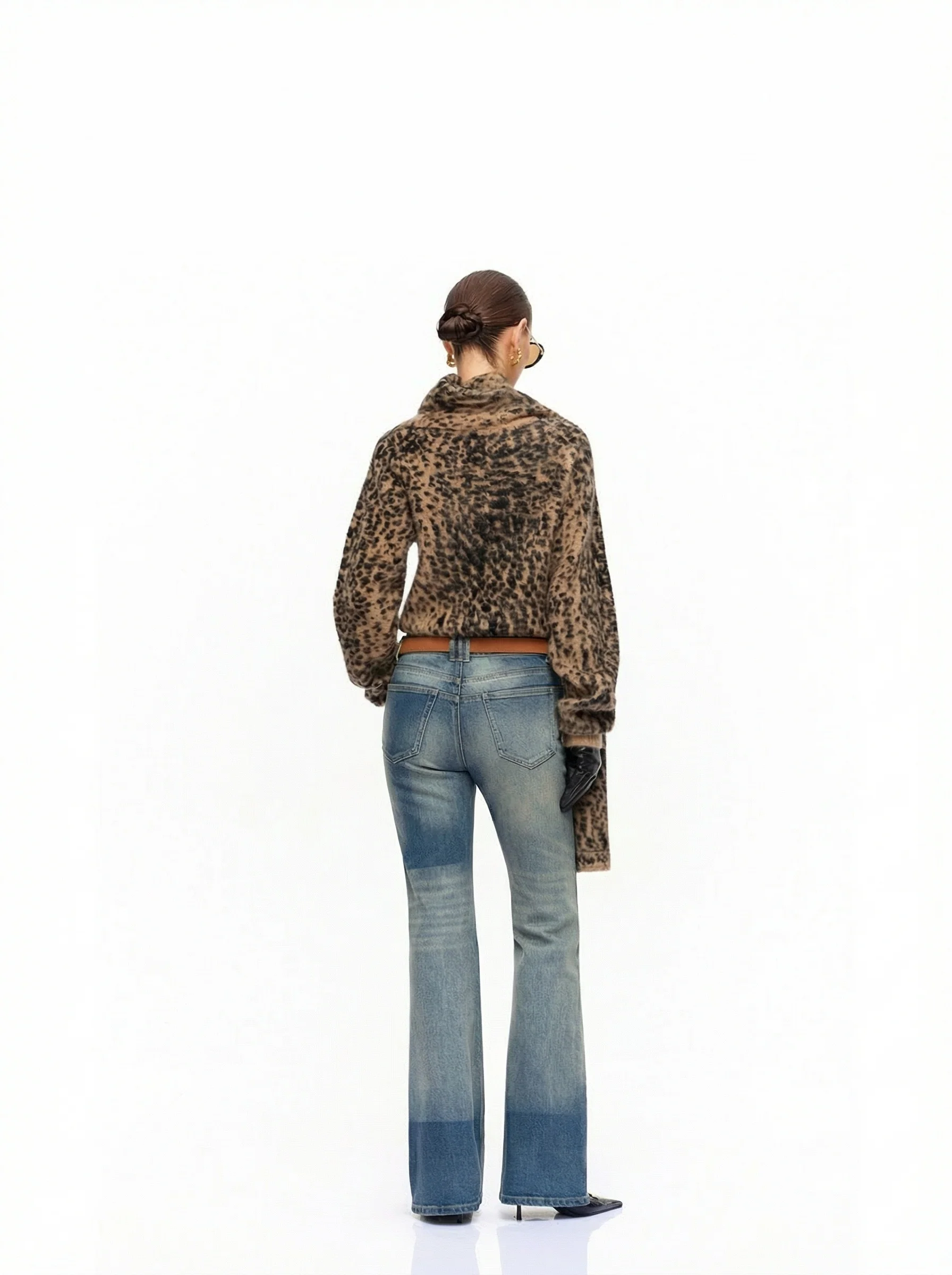 Leopard Scarf Sweater - Image 3