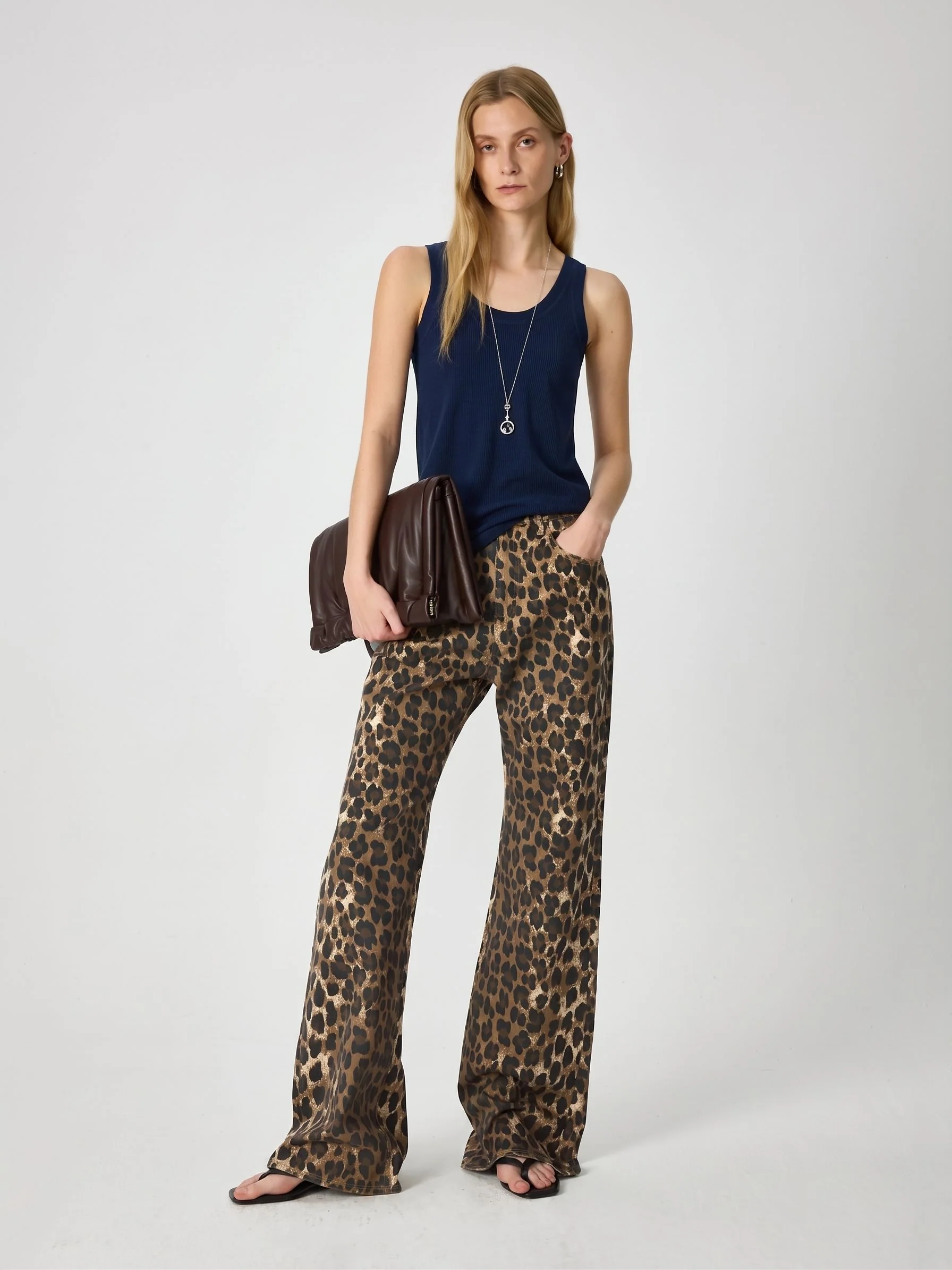 Leopard Wide-Leg Jeans - Image 5