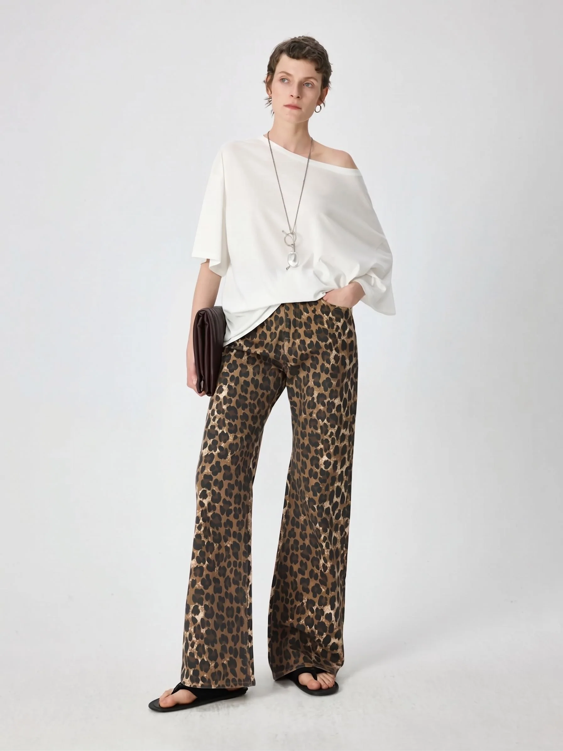Leopard Wide-Leg Jeans - Image 6