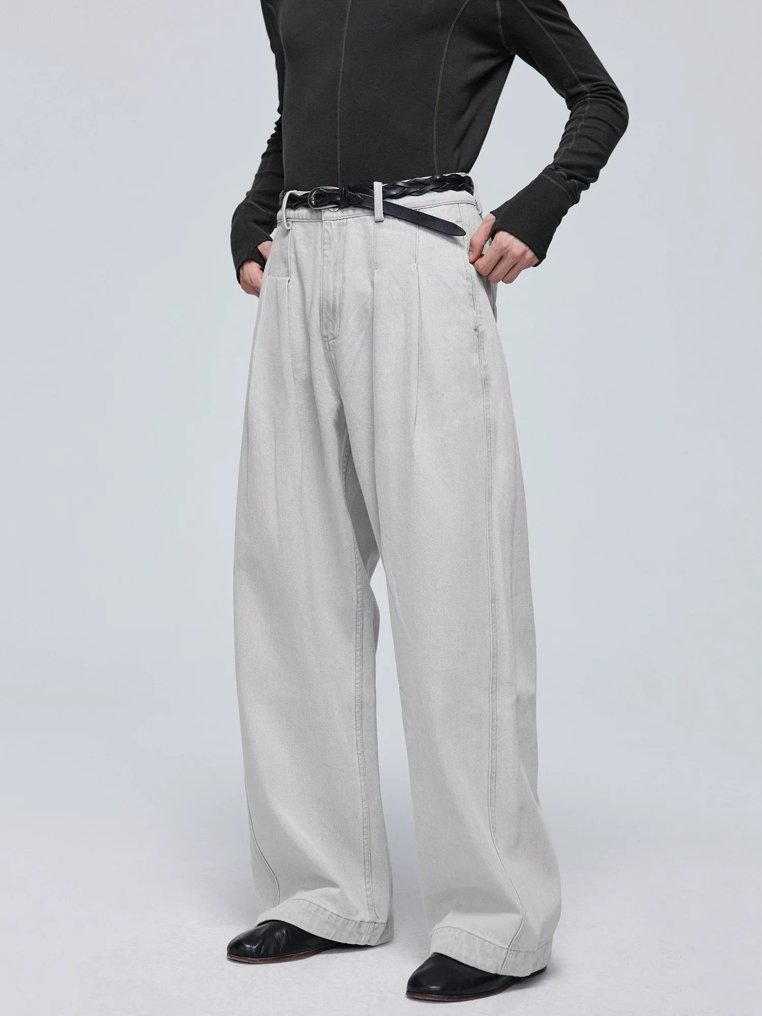 Light Grey Washed Pleated Straight-Leg Jeans - Image 3