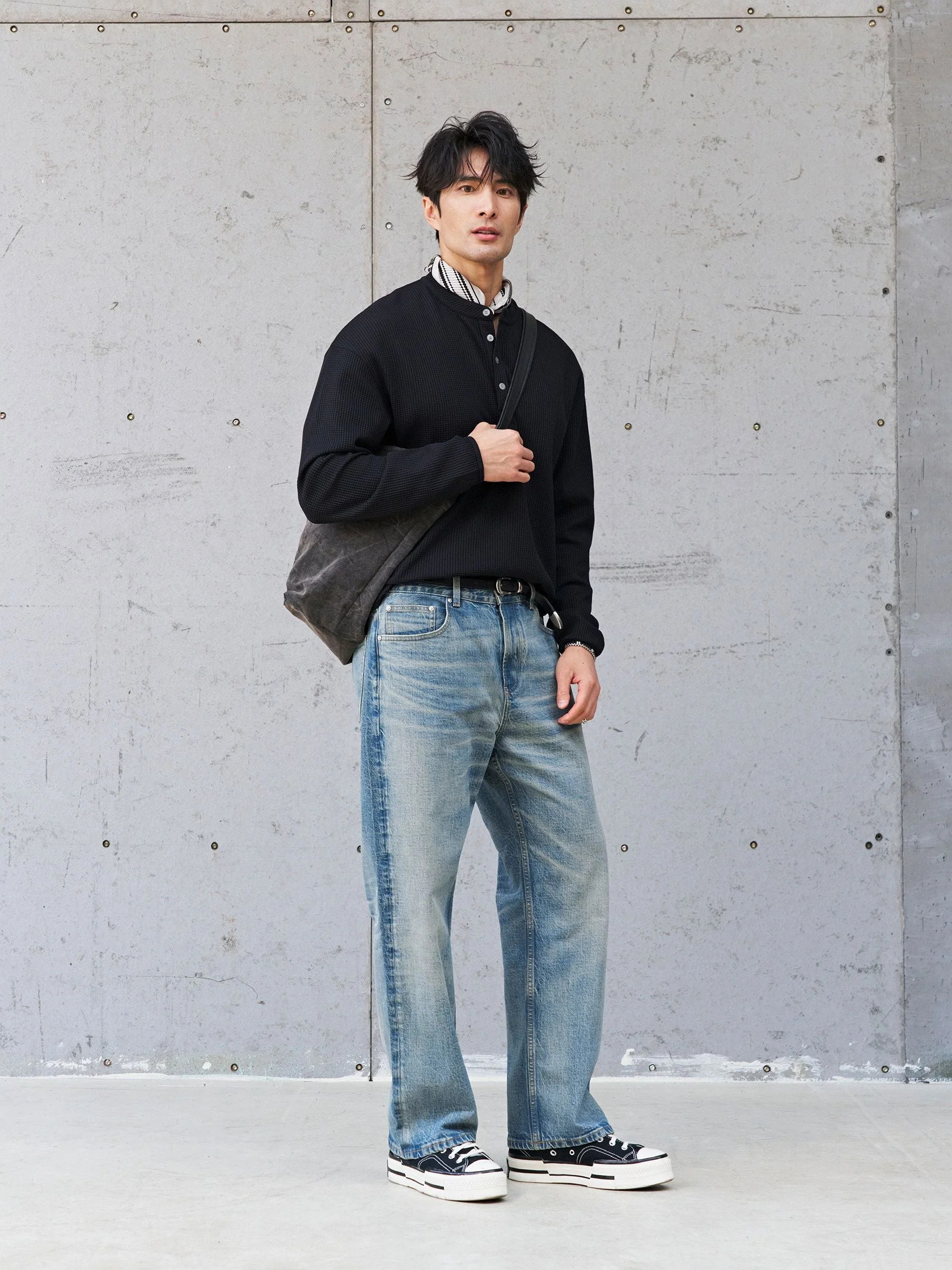 Light Wash Jeans - Image 3