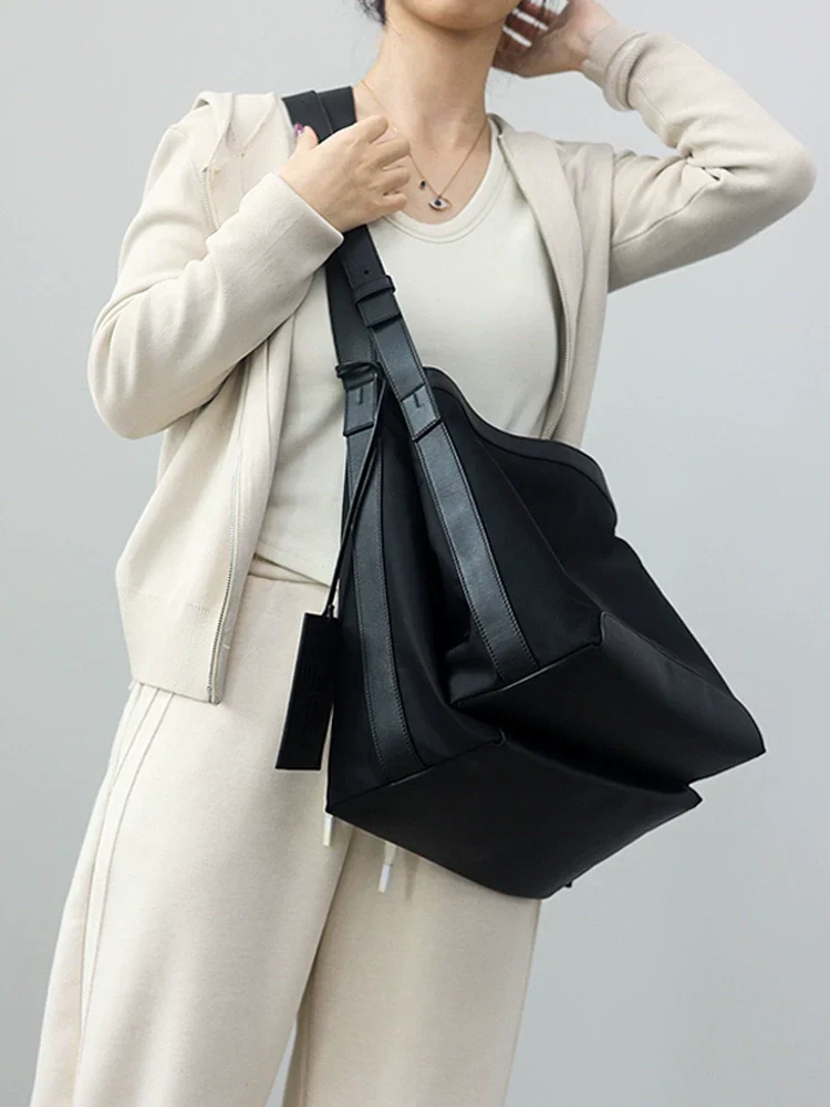 Lightweight Large-Capacity Tote Bag - Image 4