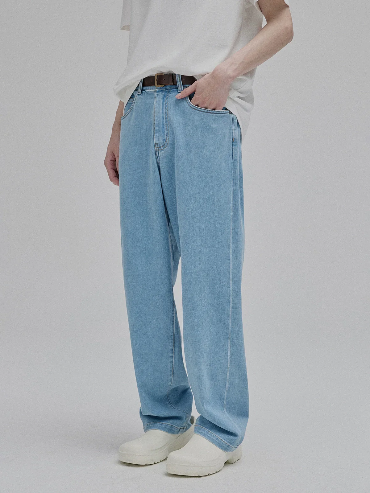 Lightweight Stretch Tapered Jeans - Image 2