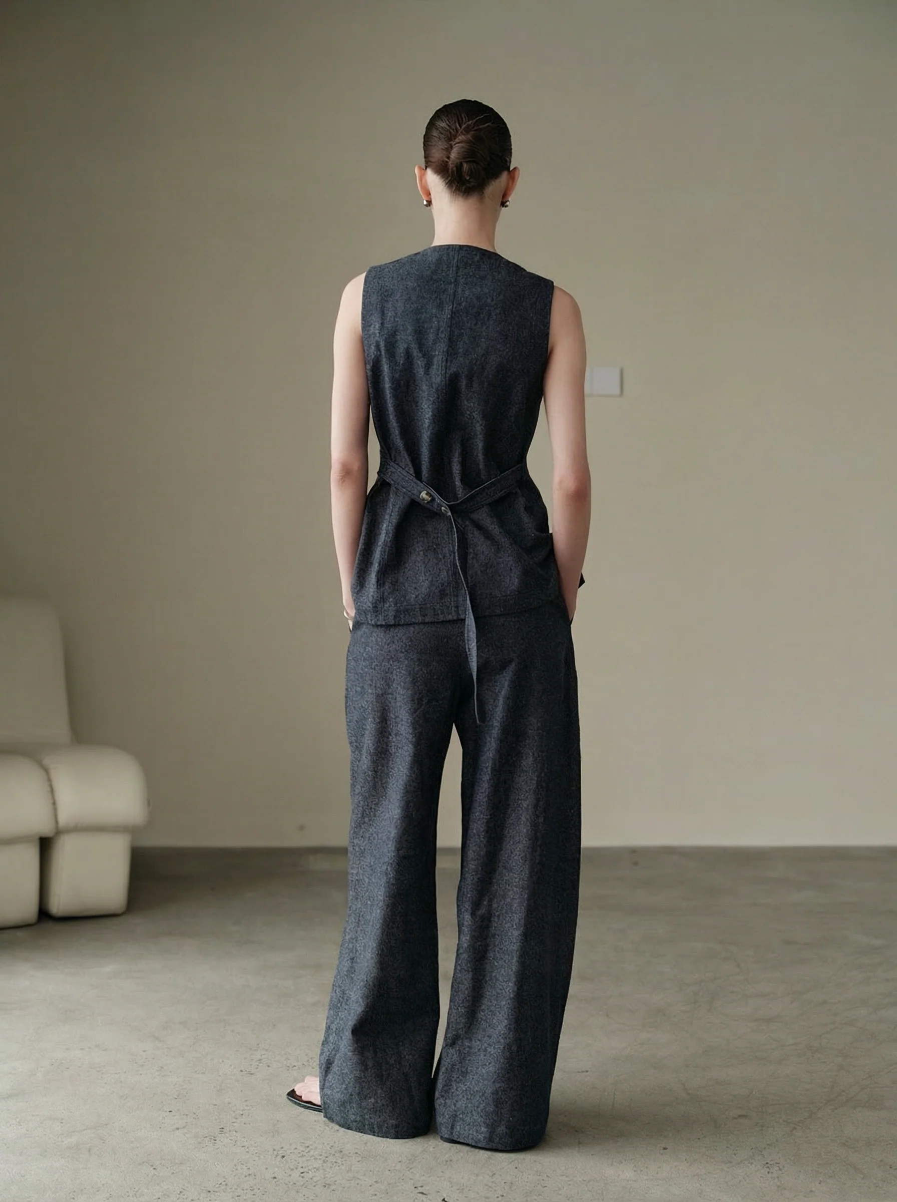 Linen-Cotton Vest & Wide-Leg Trousers - Image 3