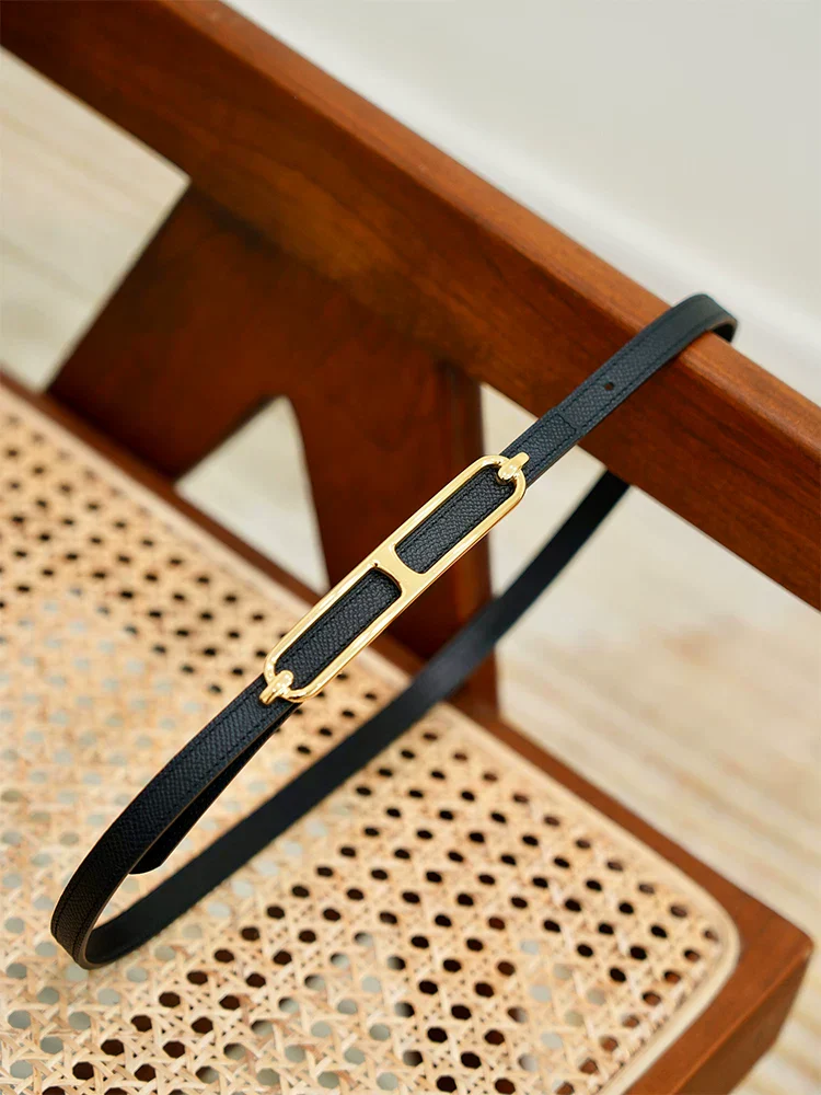 Link Buckle Skinny Belt - Image 3