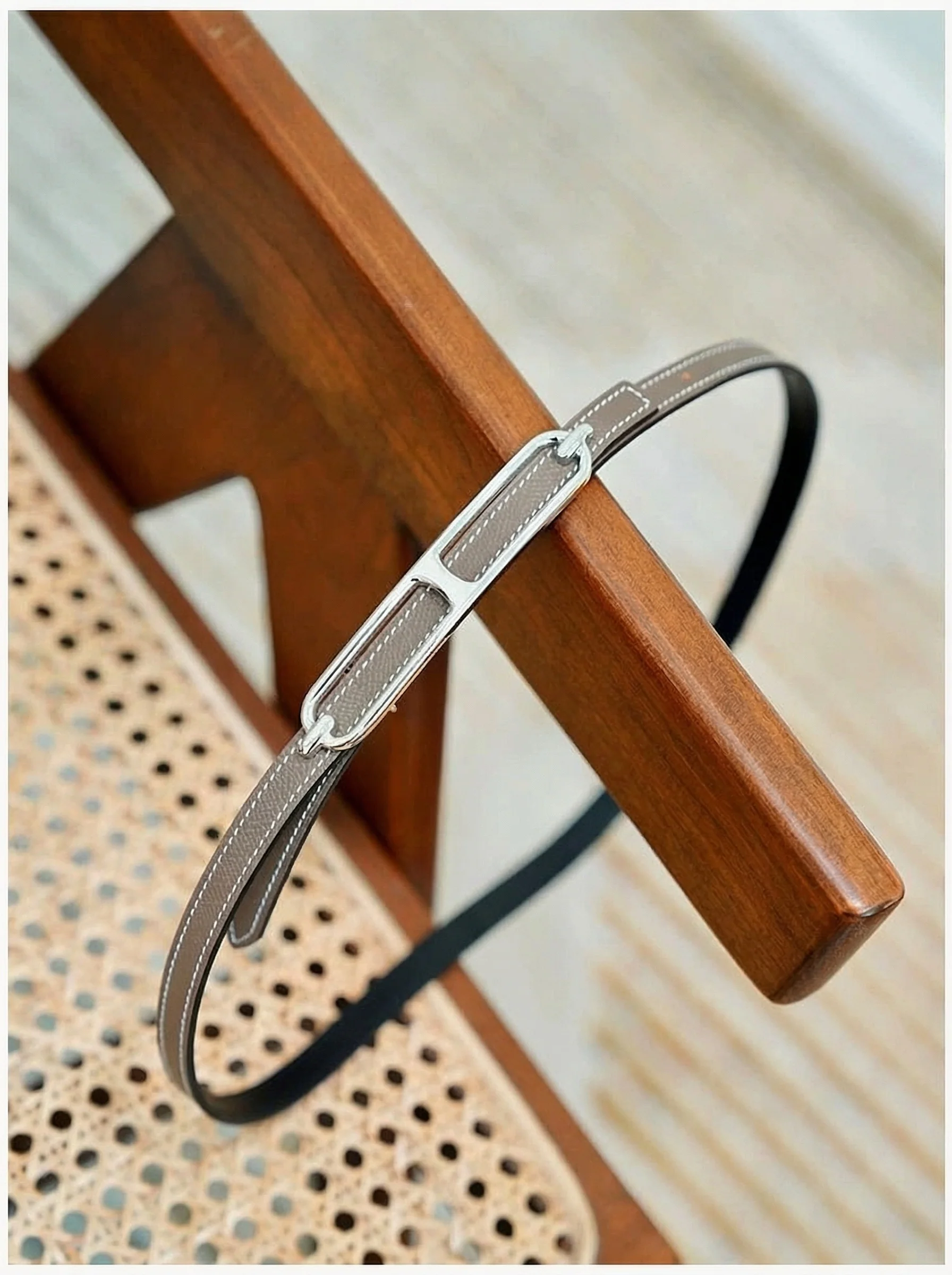 Link Buckle Skinny Belt - Image 4