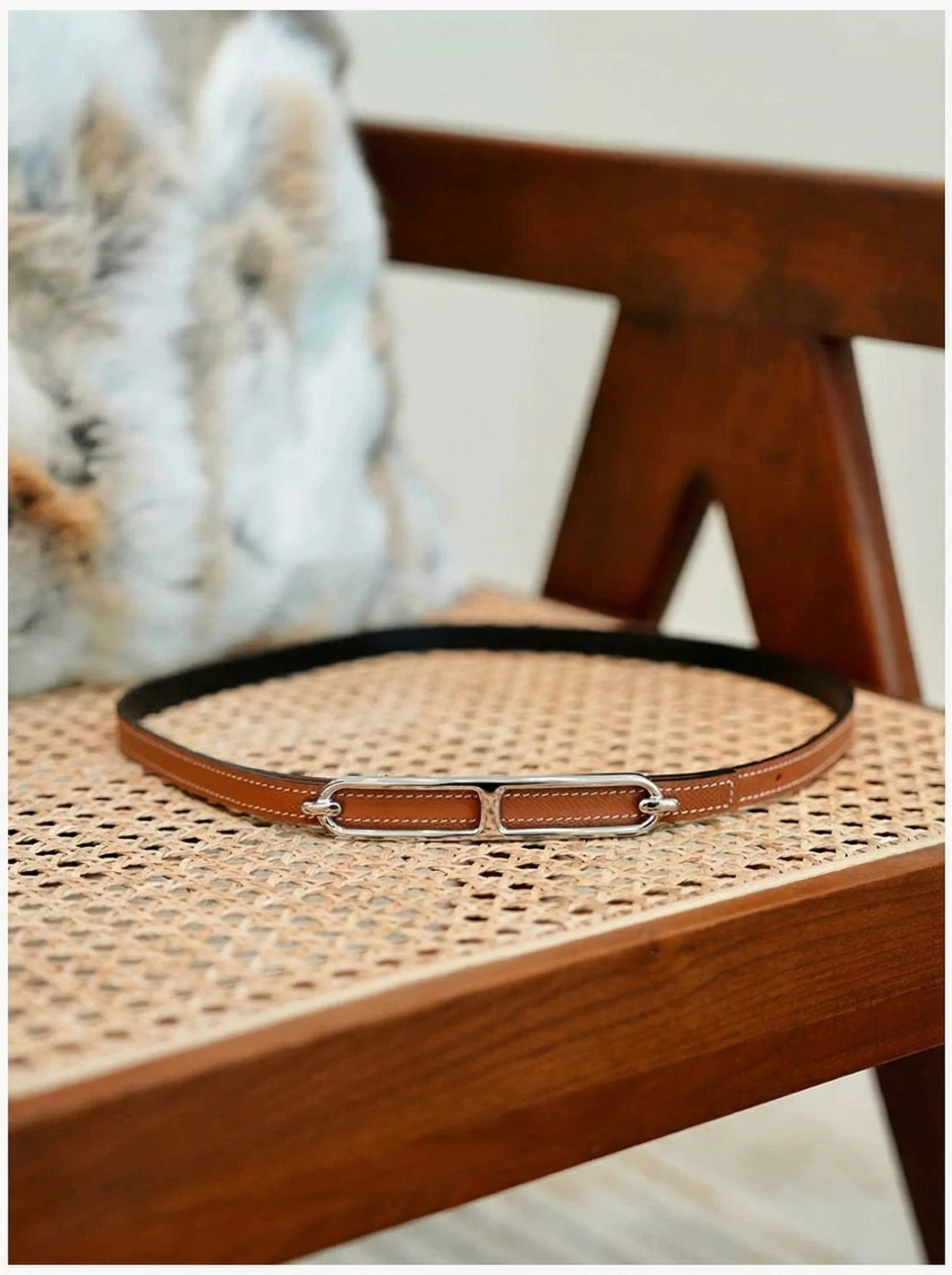 Link Buckle Skinny Belt - Image 6