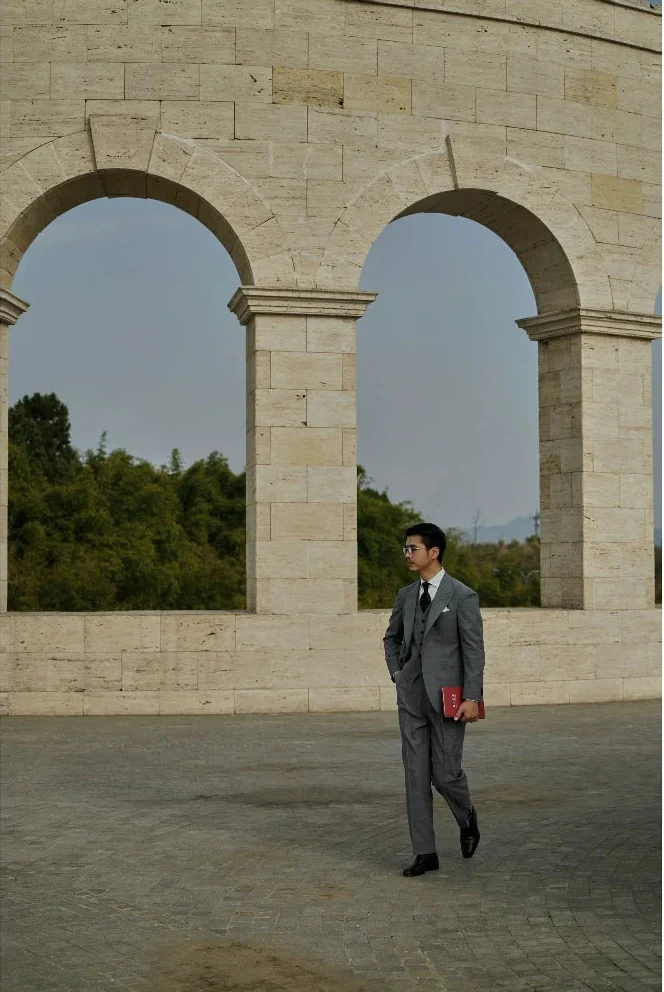 London Gray Merino Wool Pleated Trousers - Image 3