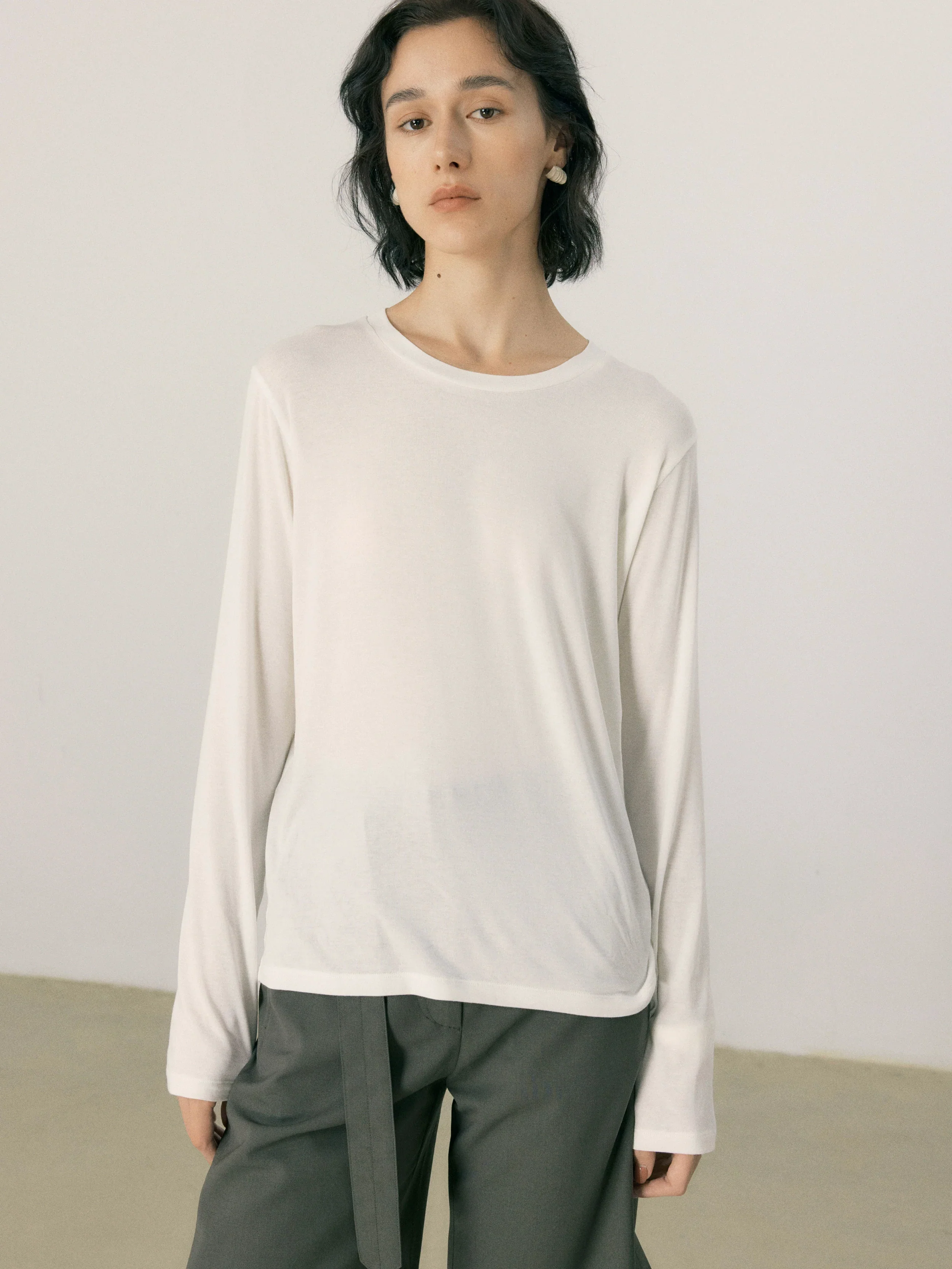 Long-Sleeve Elegant Top - Image 4