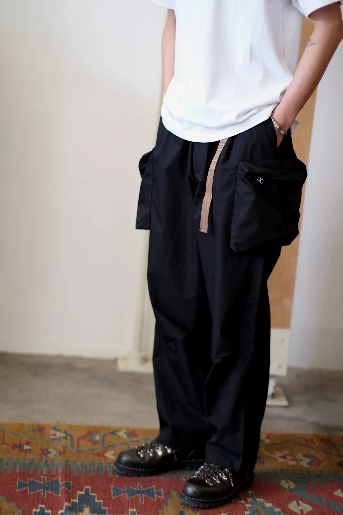 Loose Cargo Pants - Image 2
